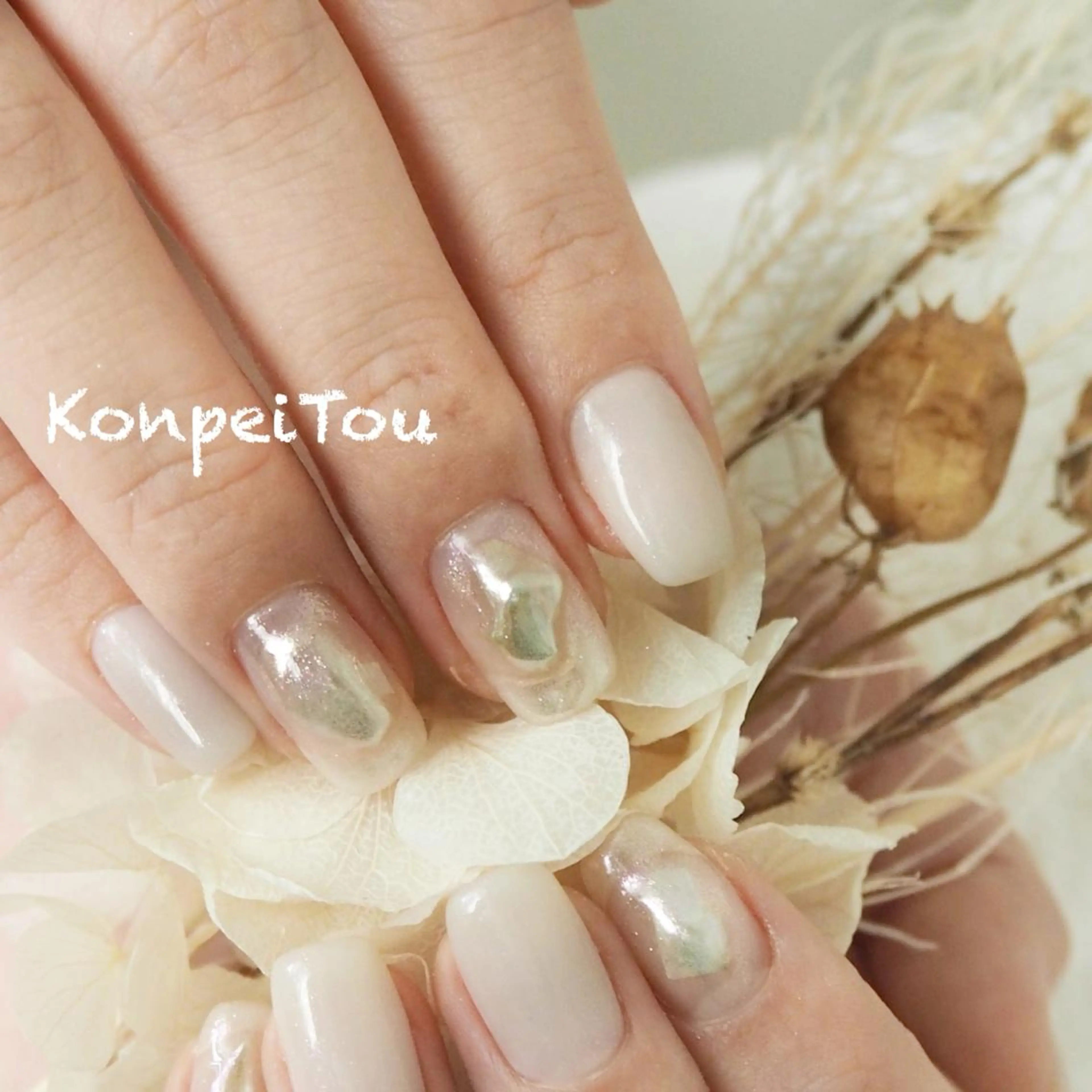 ネイル ミラーネイル ニュアンスネイル オフィスネイル ハンドネイル おうちのネイルサロン　konpeiTou〜こんぺいとう〜所属・おうちのネイルサロン KonpeiTouのネイルデザイン