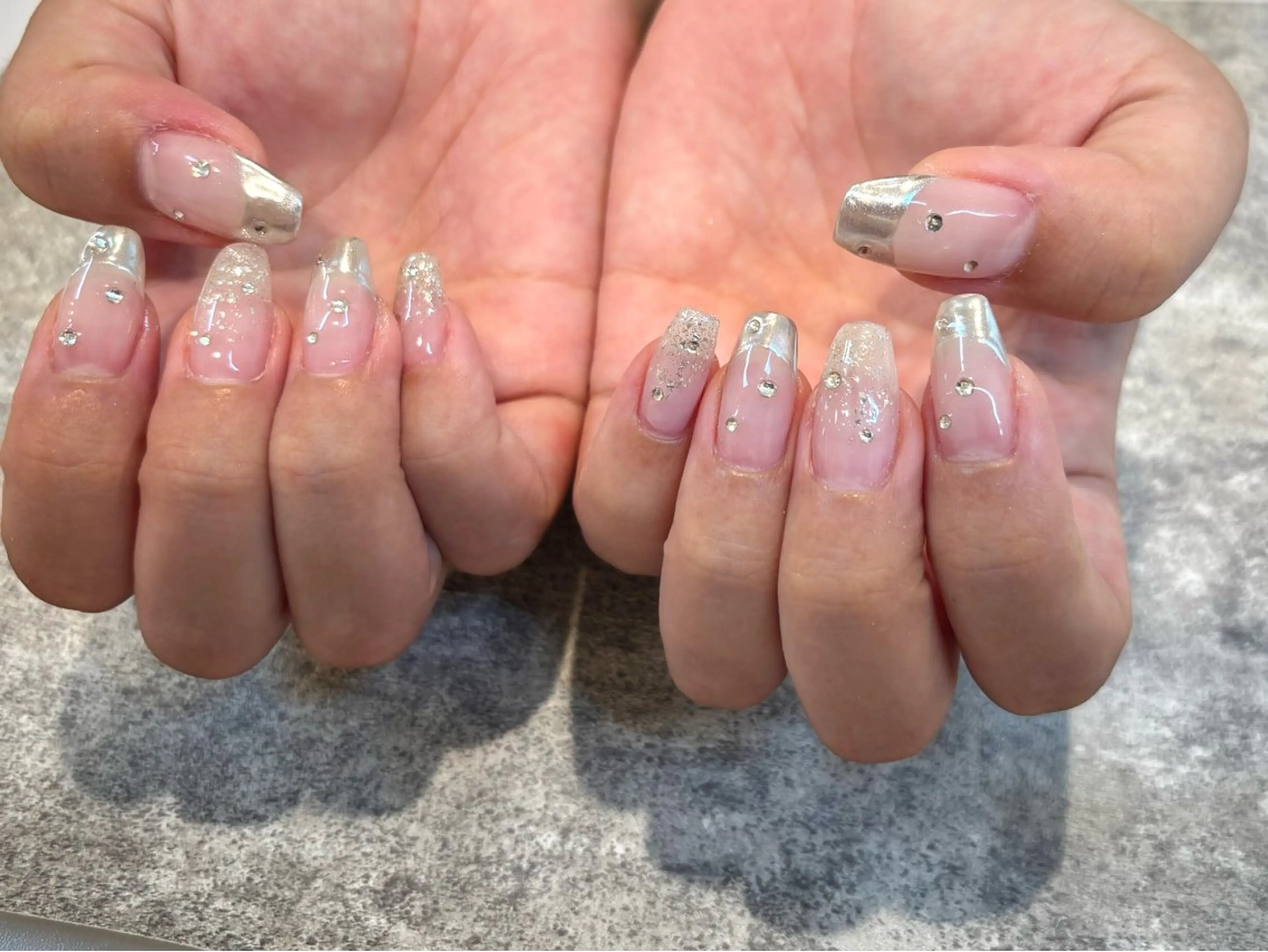ネイル ハンドネイル AXSIA NAILのネイルデザイン
