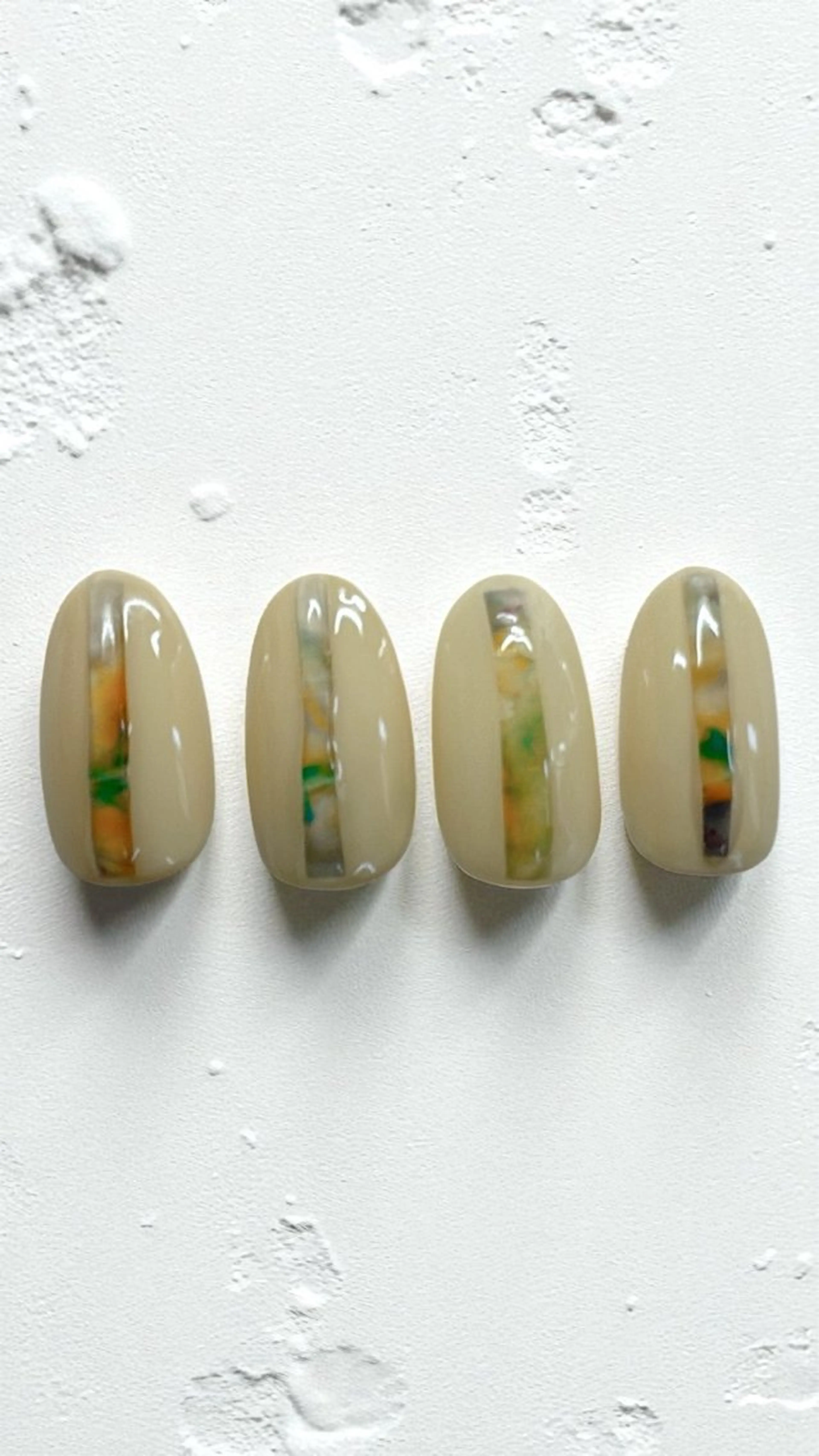 ネイル ジェルネイル ハードジェル ハンドネイル ハンドケア nail salon　Natural Cure所属・平井 彩香のネイルデザイン