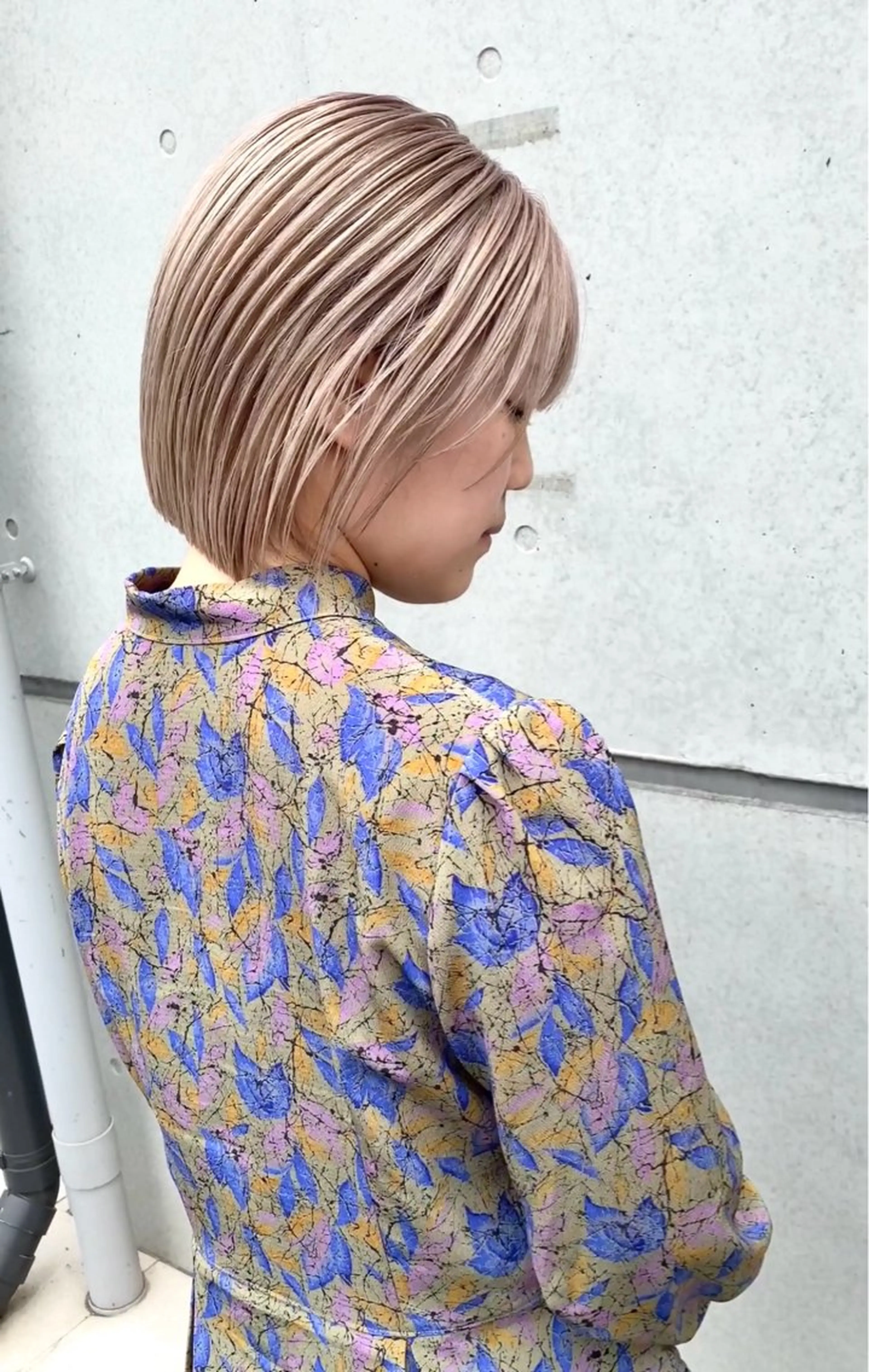 ミディアム カラー ベージュカラー ブリーチ ケアブリーチ 透明感カラー ハイトーンカラー ✨原宿ハイトーン ブリーチ職人菊池のヘアスタイル