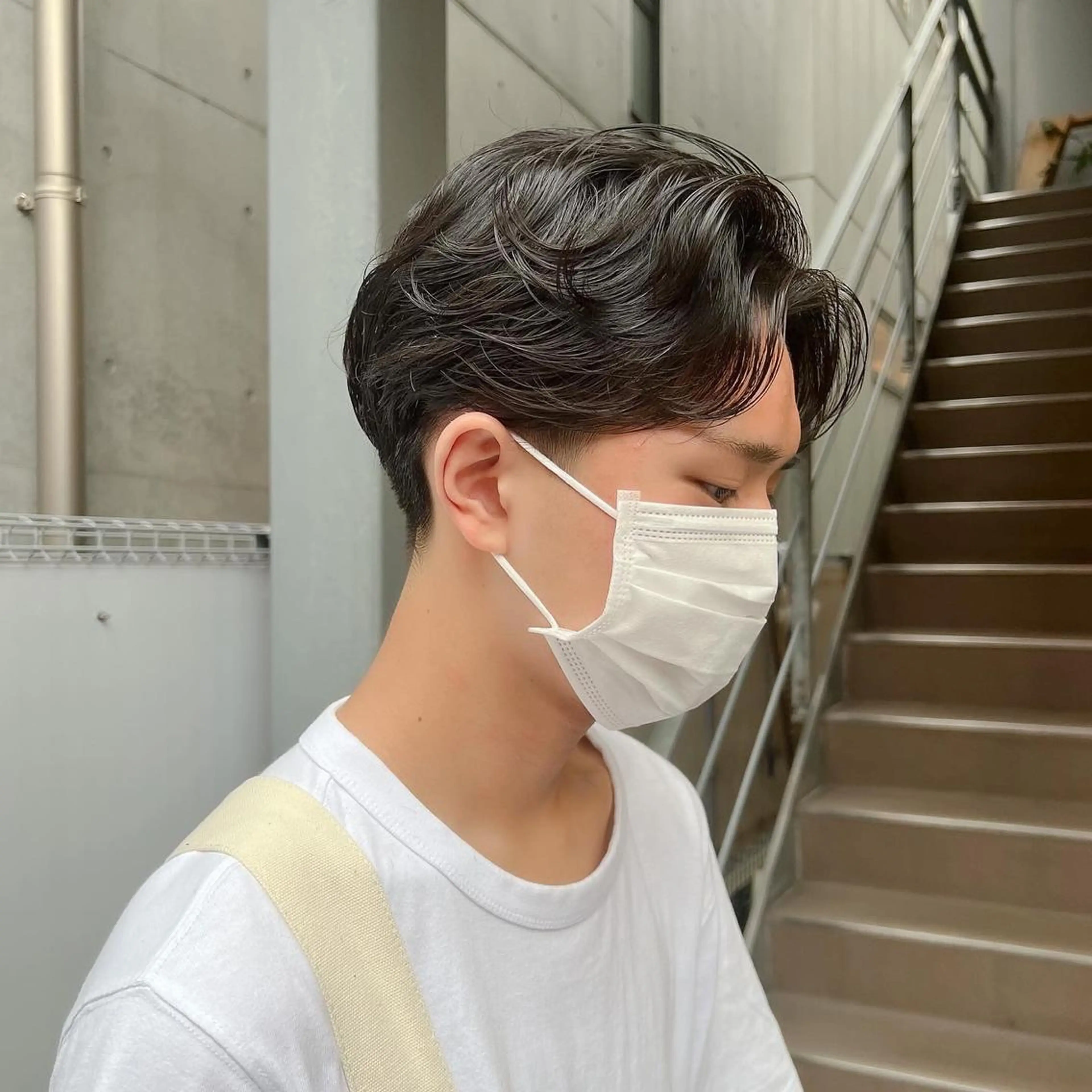 カラー パーマ メンズ センターパート メンズパーマ ニュアンスパーマ カット パーマ スパイキーショート/ メンズヘア/hugeのヘアスタイル