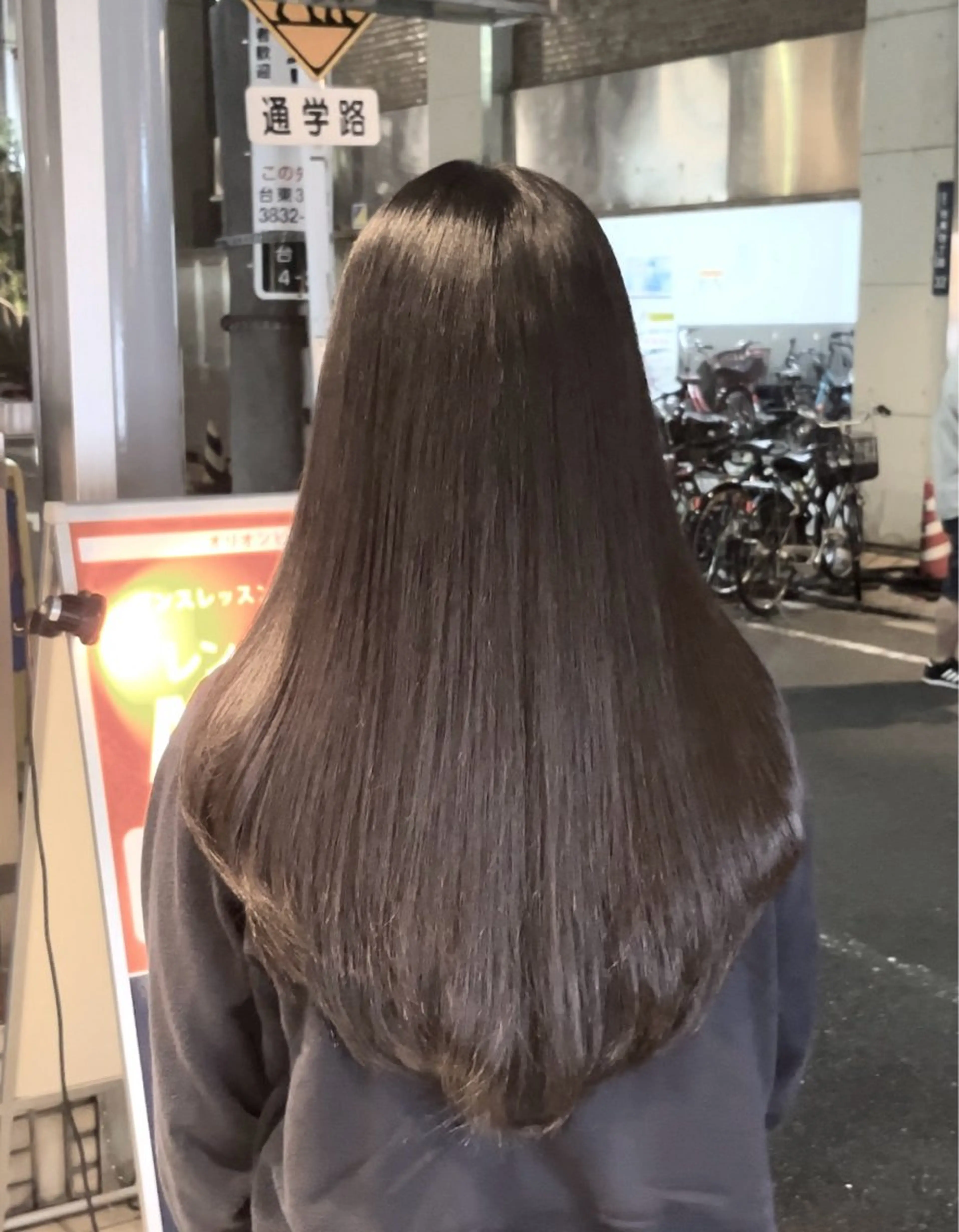 ロング カラー 艶髪𝙝𝙖𝙞𝙧 🫧𝙞𝙢𝙖𝙞のヘアスタイル