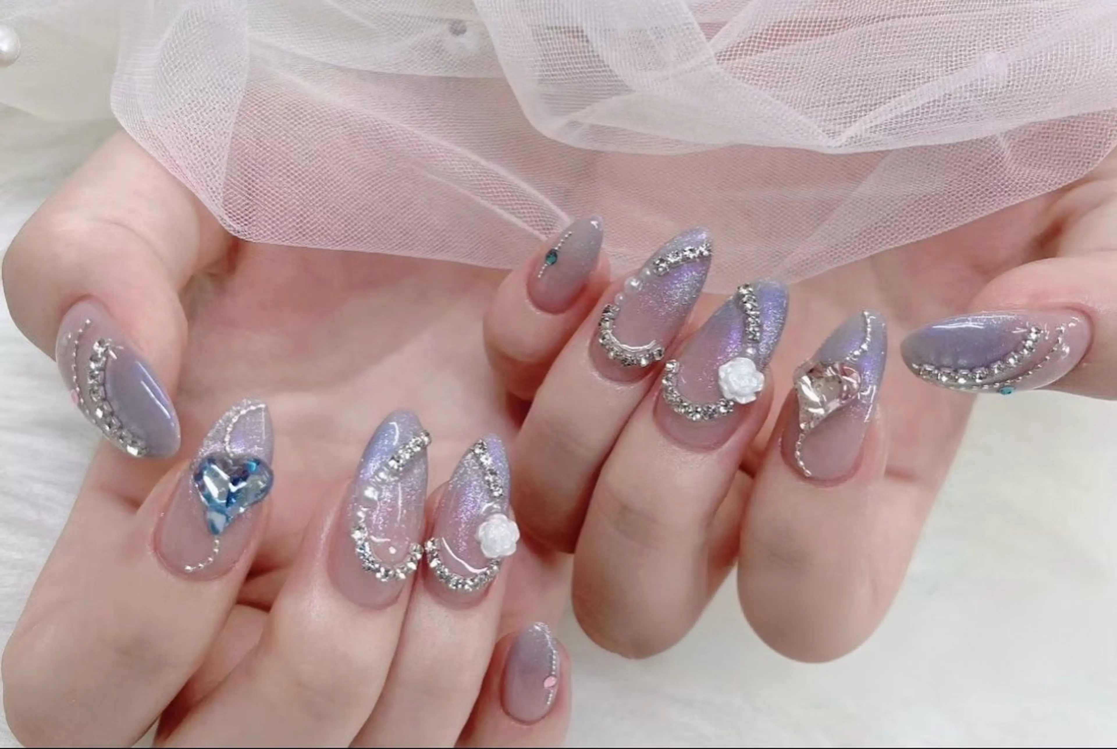 ネイル オーロラネイル ブルー チークネイル フットネイル フレンチネイル ハンドネイル ハンドケア For you. Nail Salonのネイルデザイン