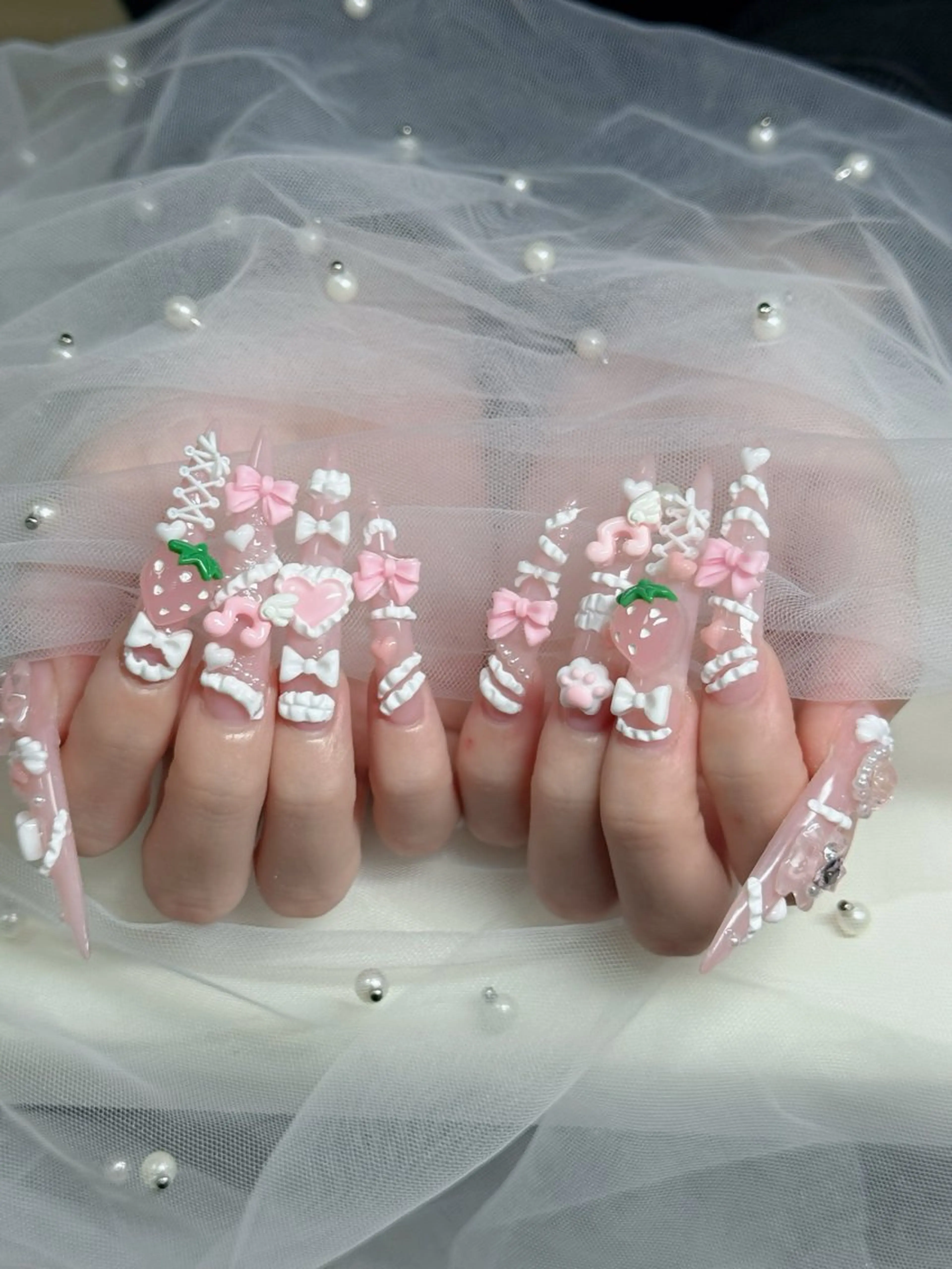 ネイル フットネイル フレンチネイル グラデーション 韓国ネイル ロングネイル ハンドネイル Hani nailsalonのネイルデザイン