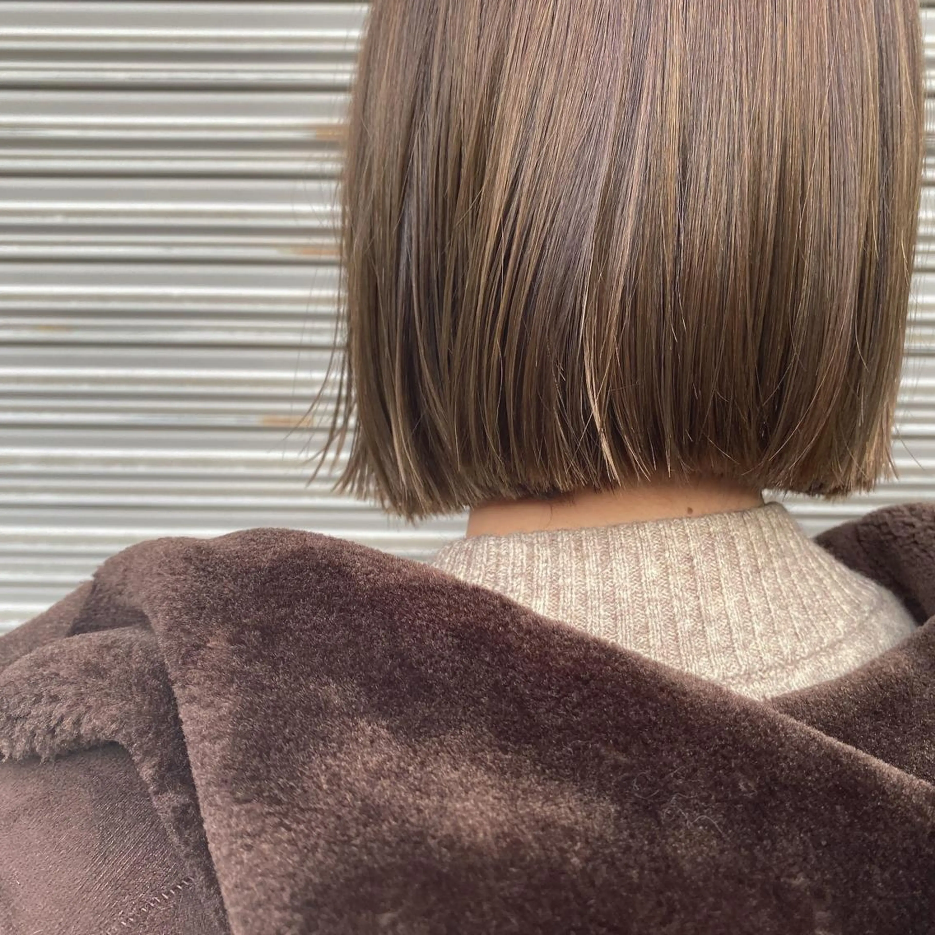 ショート カラー ヘアアレンジ マツエク・マツパ 切りっぱなしボブ ボブ カット ヘアカラー トリートメント Kawaguchi Arisaのヘアスタイル