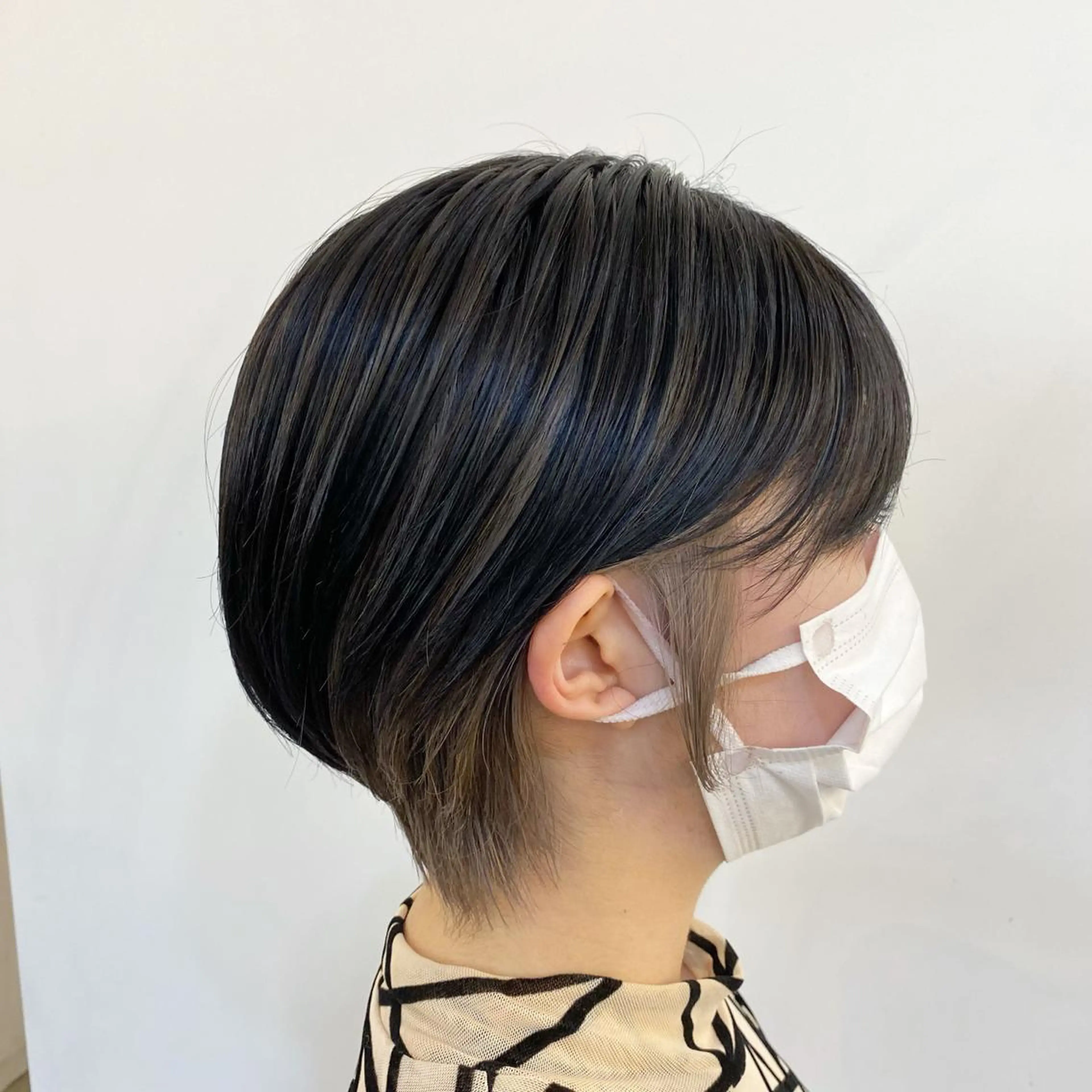 ショート カラー ショートボブ インナーカラー ボブ ショートヘア 韓国風カラー🦄水野 みやび🪽🌈のヘアスタイル