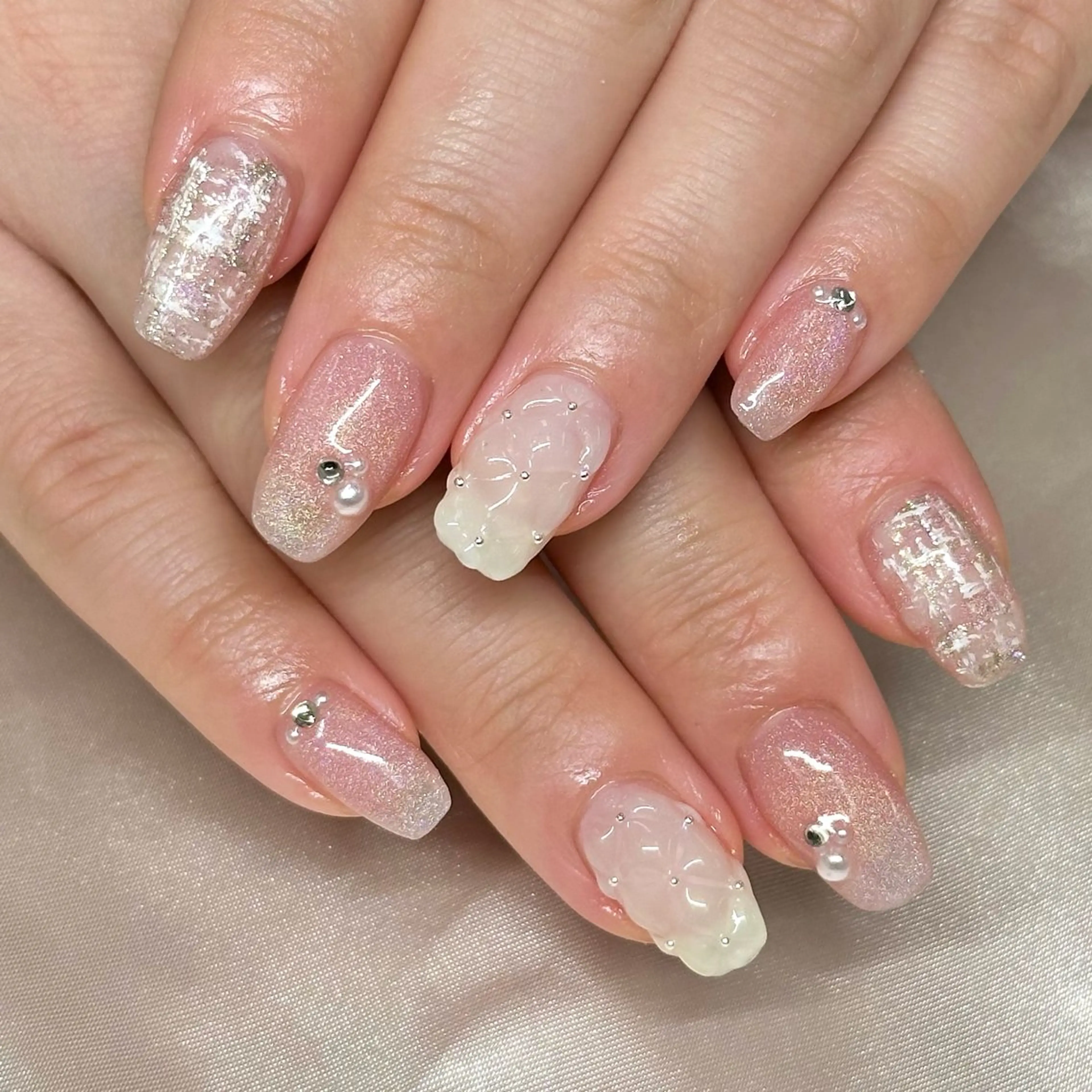 ネイル ハンドネイル salon iris 🦋北広島市大曲のネイルデザイン