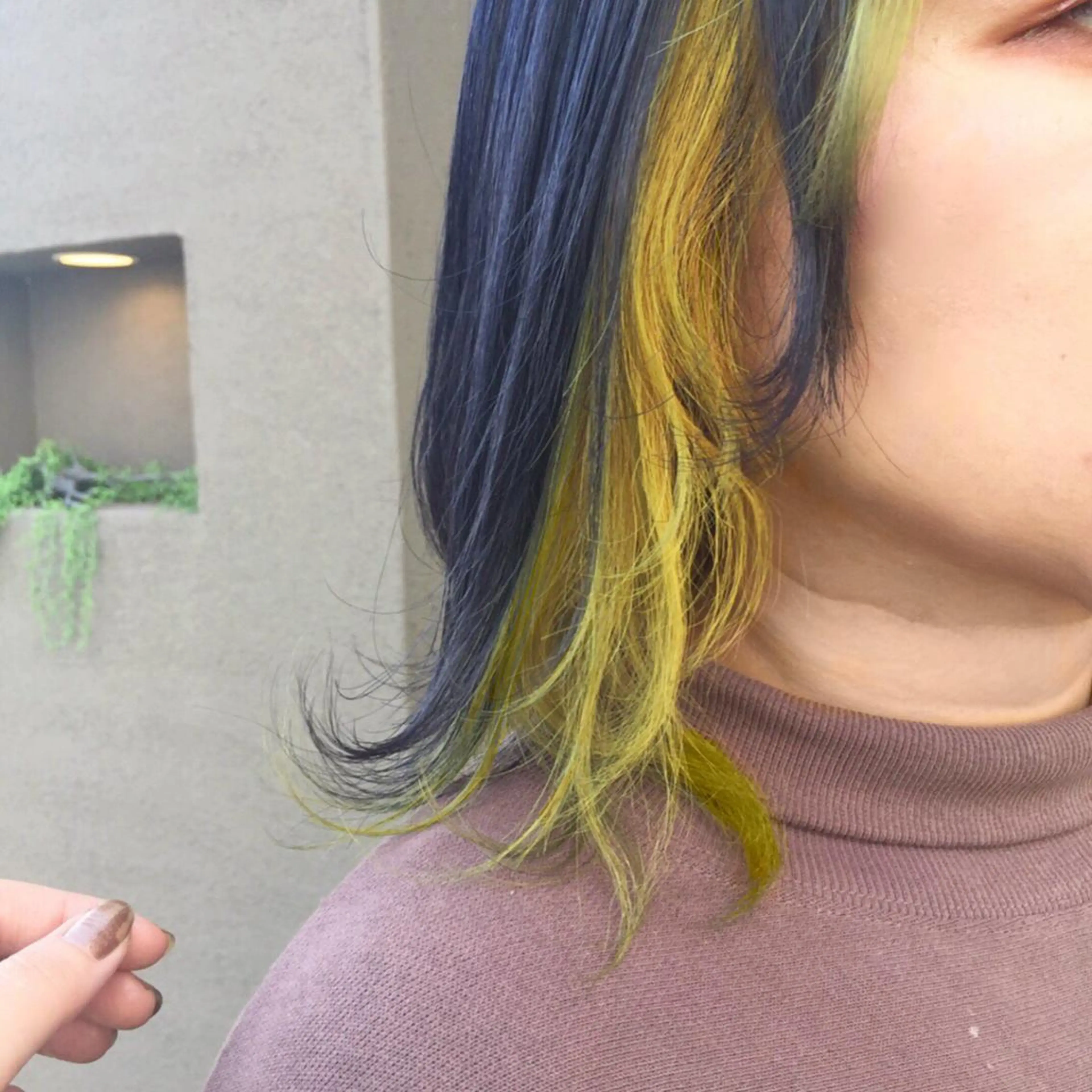 ミディアム イエローカラー maco 艶感ハイトーン🦋のヘアスタイル