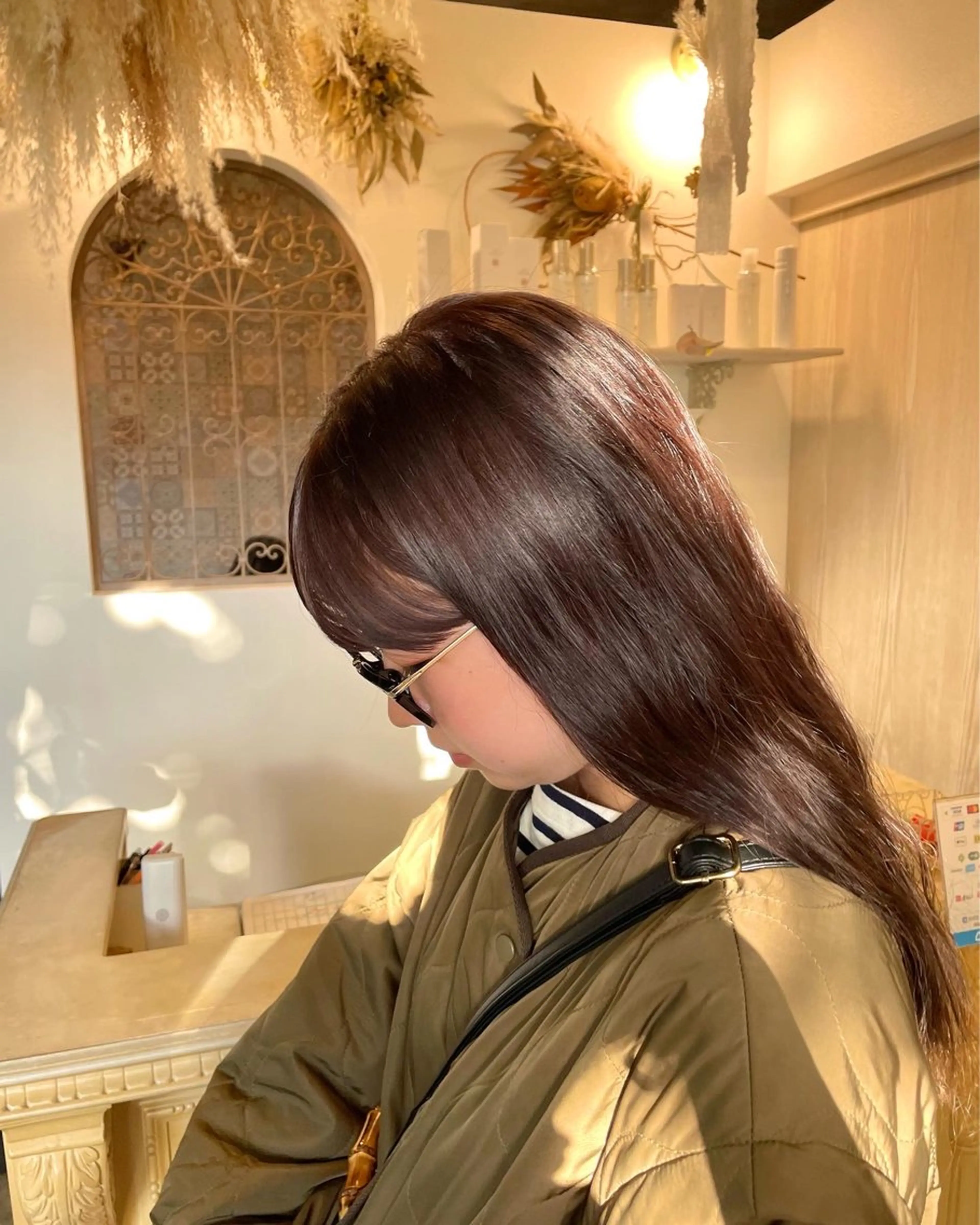 カラー 荒牧 絵美のヘアスタイル