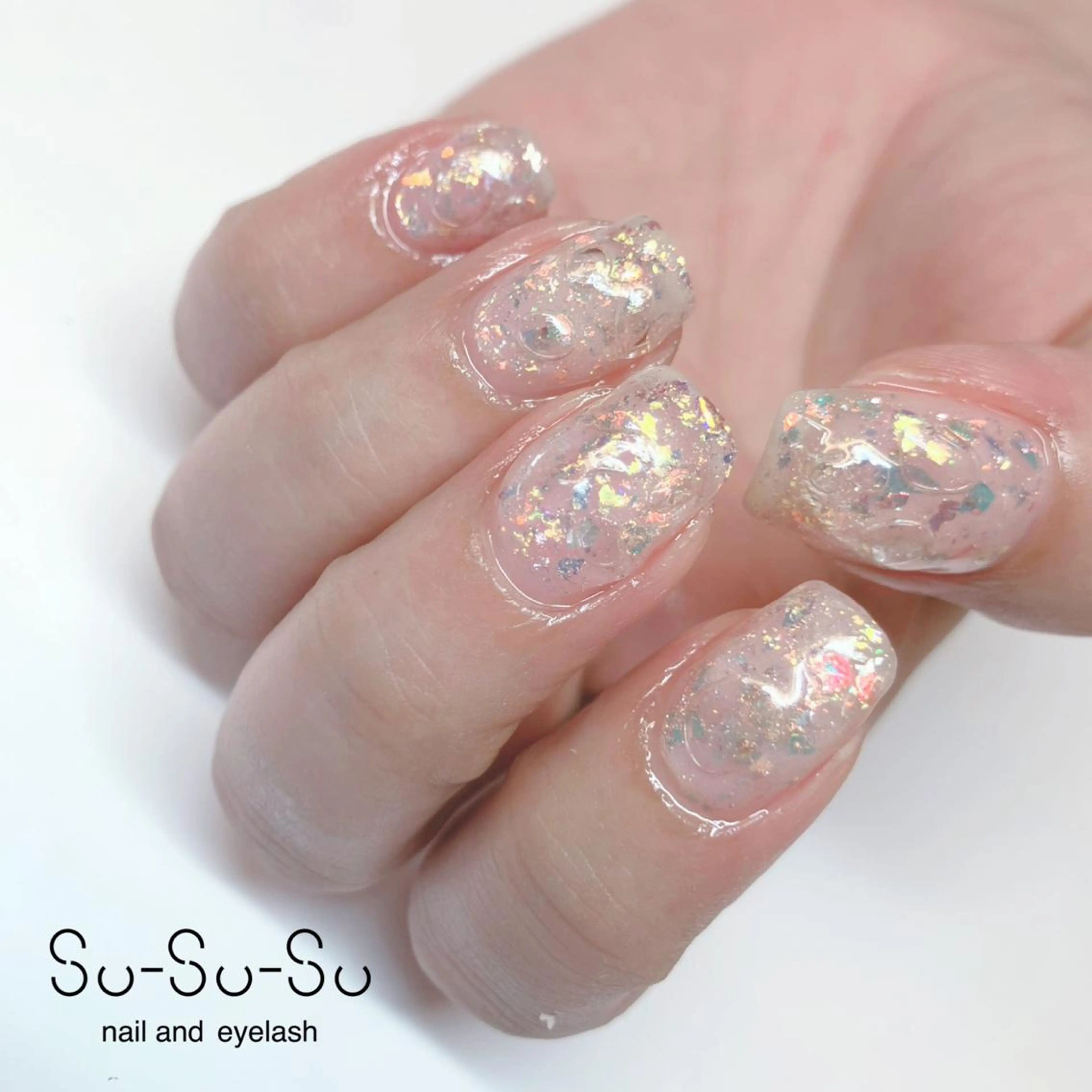 ミディアム ハンドネイル sususu. shiomiのネイルデザイン