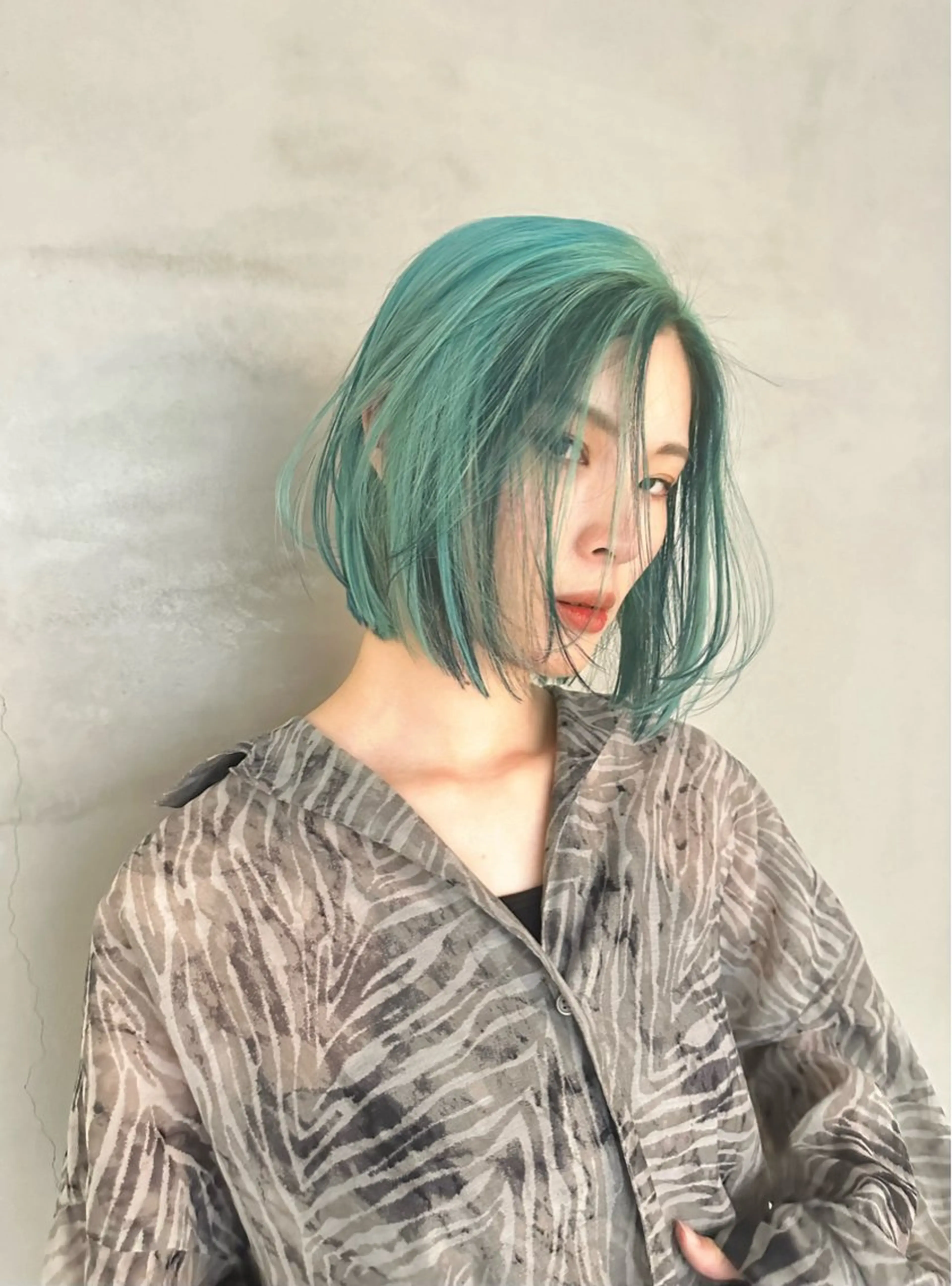 ショート ハイトーン/渋谷 かわいみきとのヘアスタイル