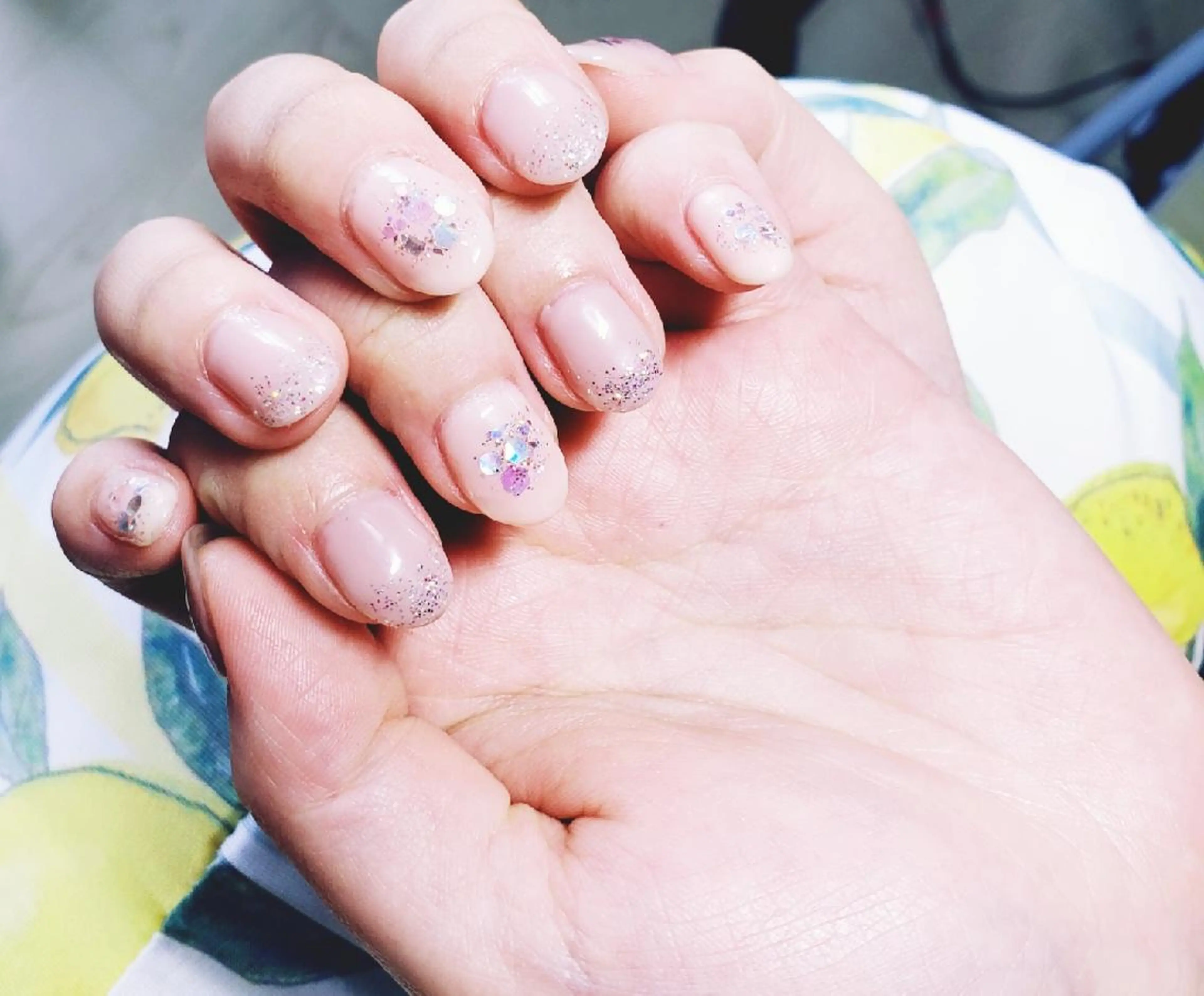 ネイル ゴージャス キラキラネイル ピンク ハンドネイル ネイルサロンベルティ .ひとみのネイルデザイン