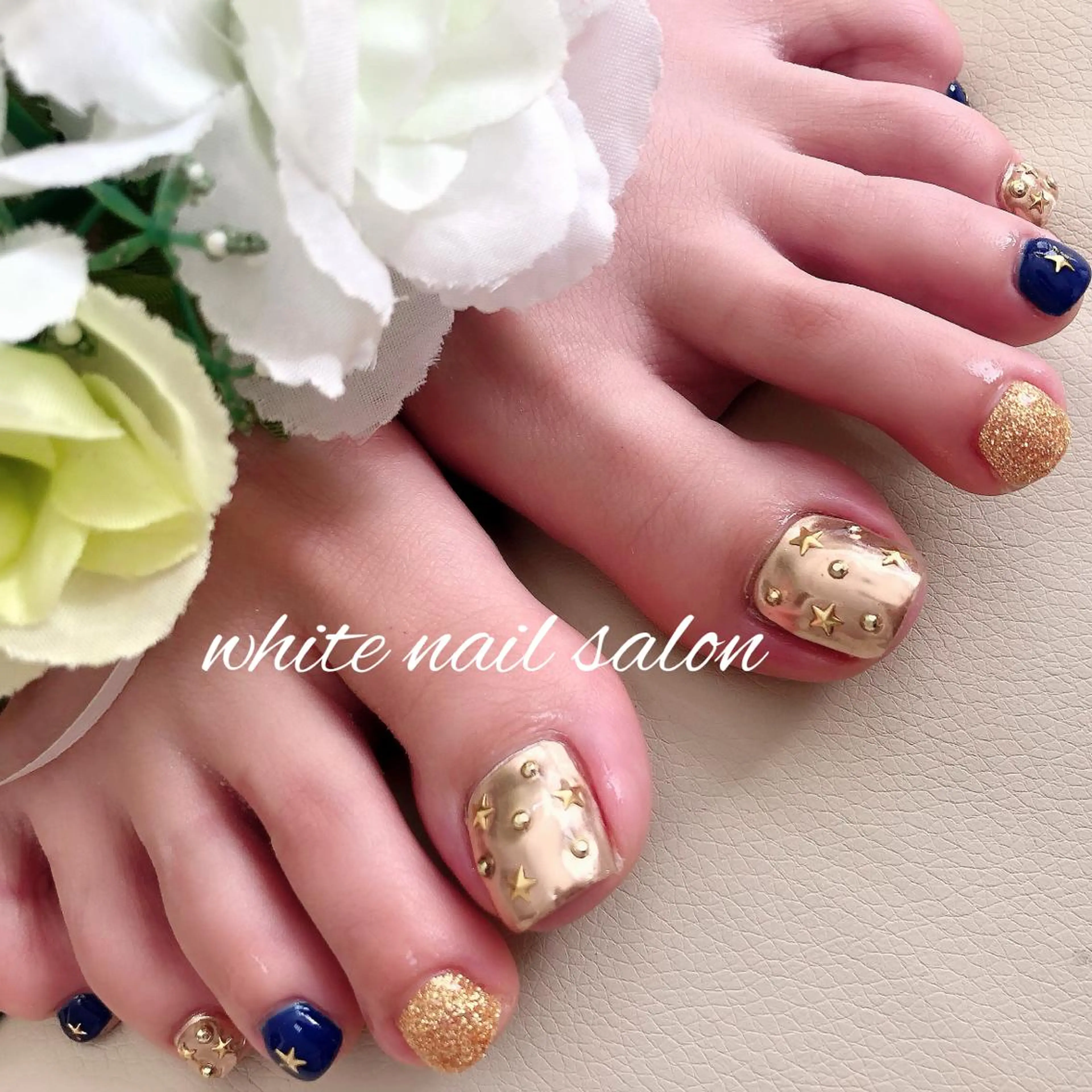 ネイル フットネイル ジェルネイル ハードジェル 持ち込み オフィスネイル フットネイル white nail salonのネイルデザイン