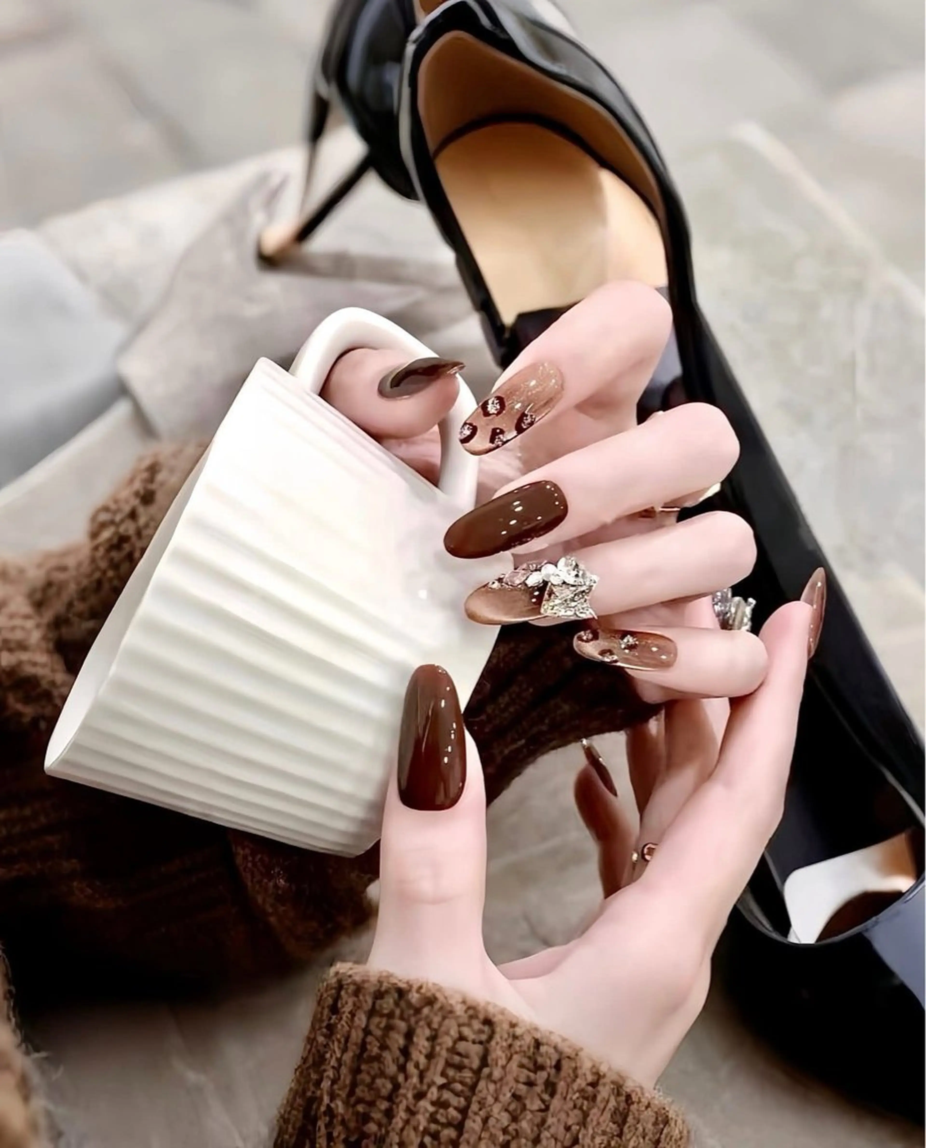 ネイル ハンドネイル T. Leeのネイルデザイン