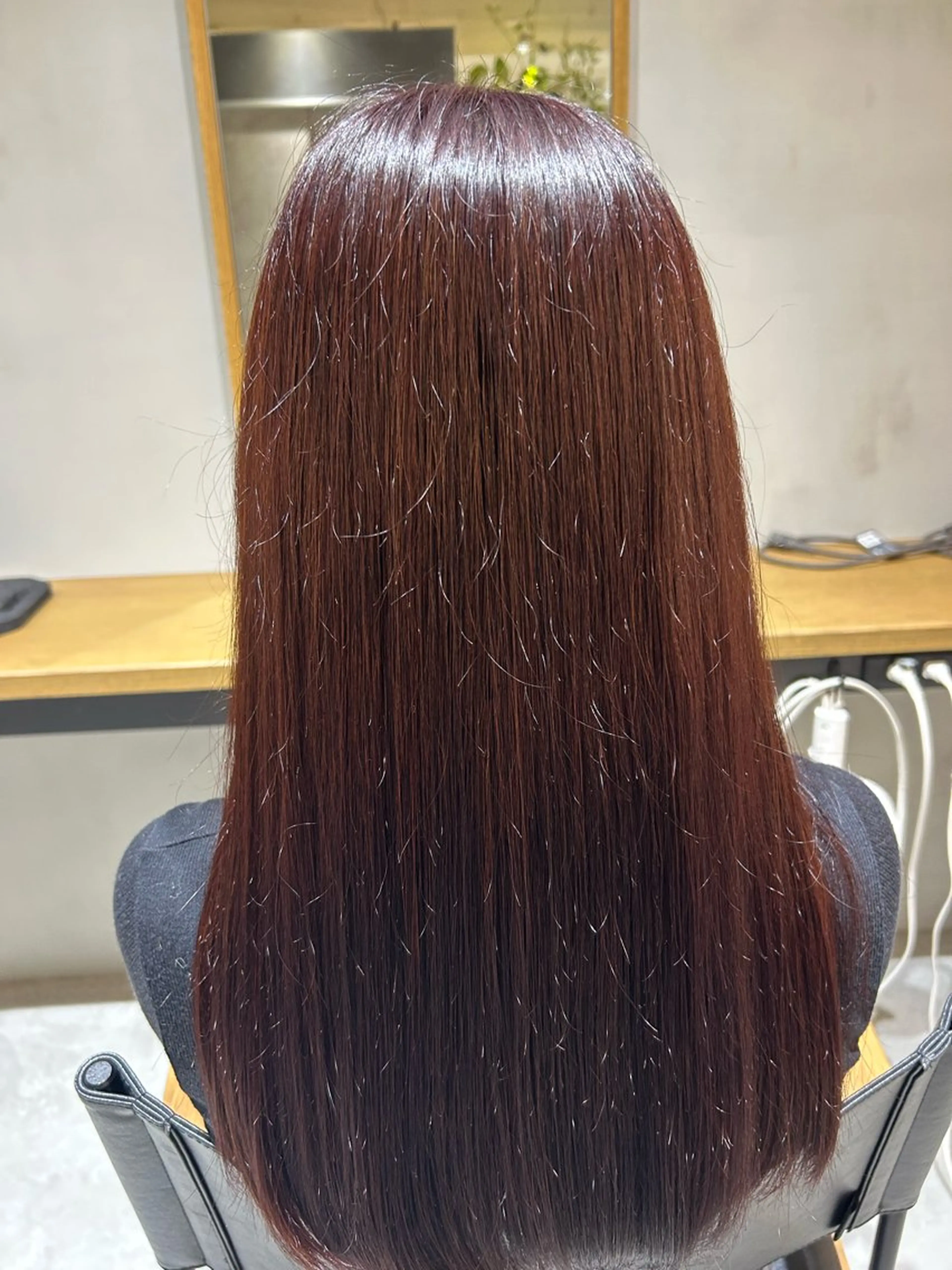 ロング カラー レッドカラー まりん🍒 名駅/レイヤーカットのヘアスタイル