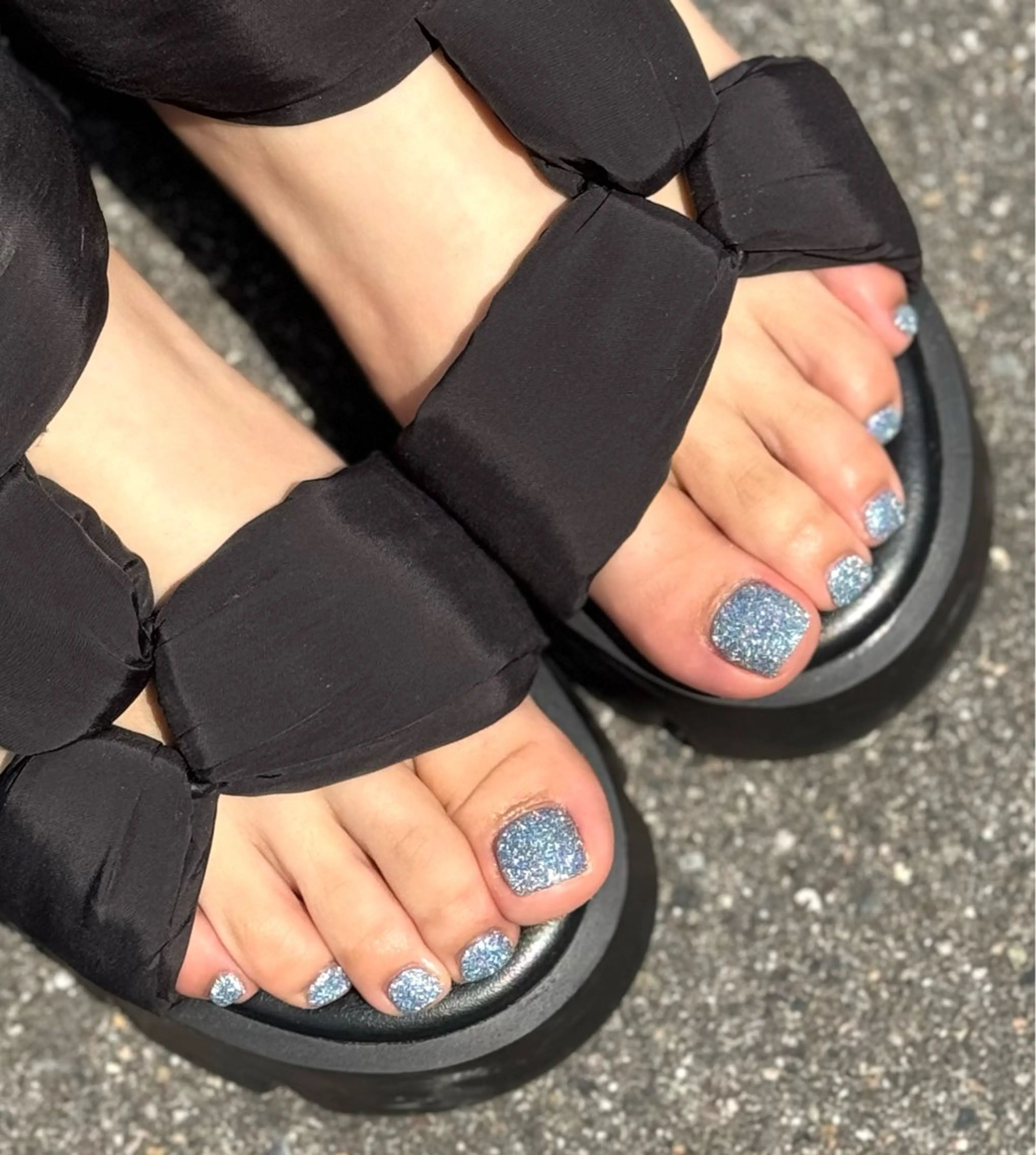 ネイル ブルー フットネイル NAIL atre AYAのネイルデザイン