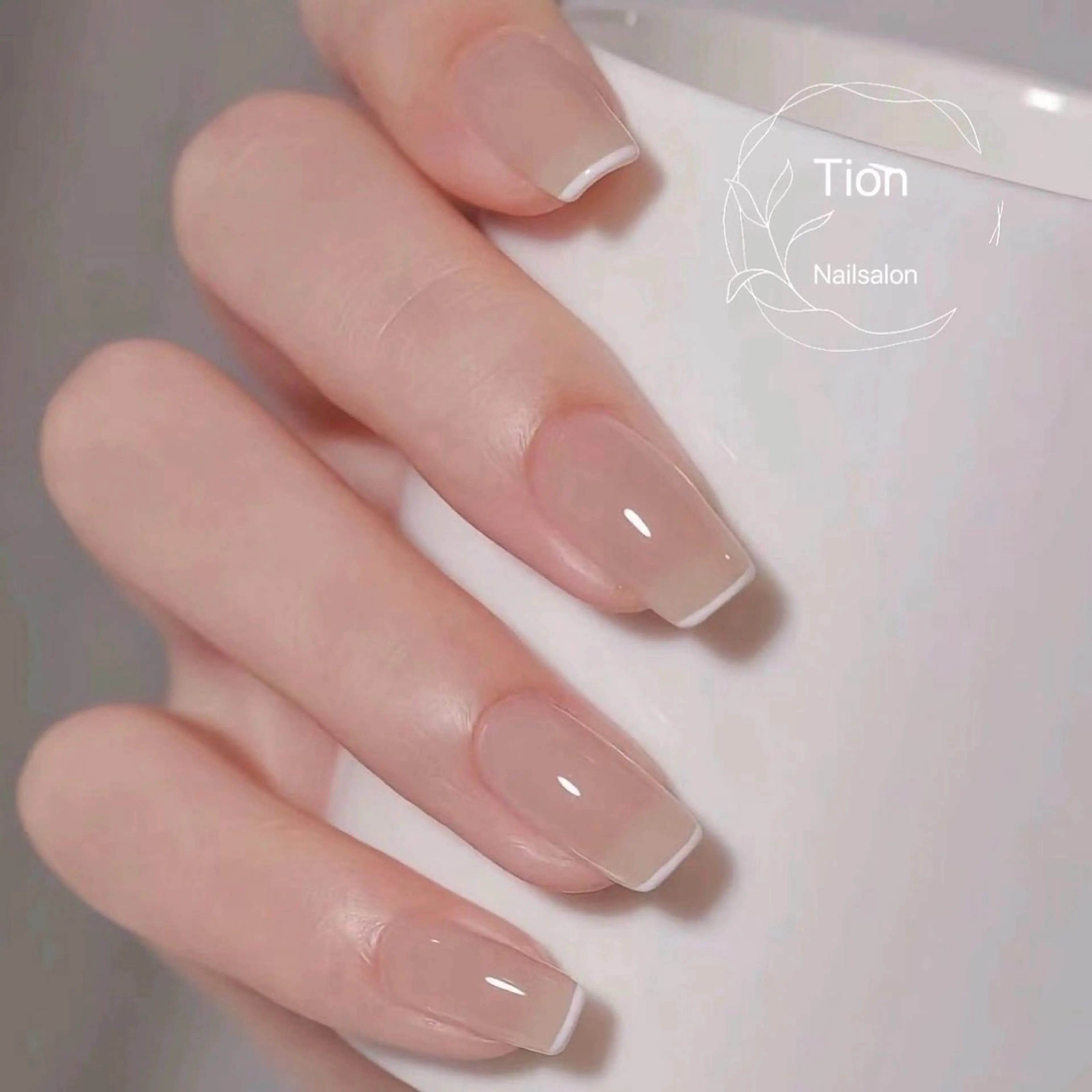 ネイル チークネイル 長さ出し フットネイル フレンチネイル ジェルネイル Nailsalon ティオン 浦和店のネイルデザイン