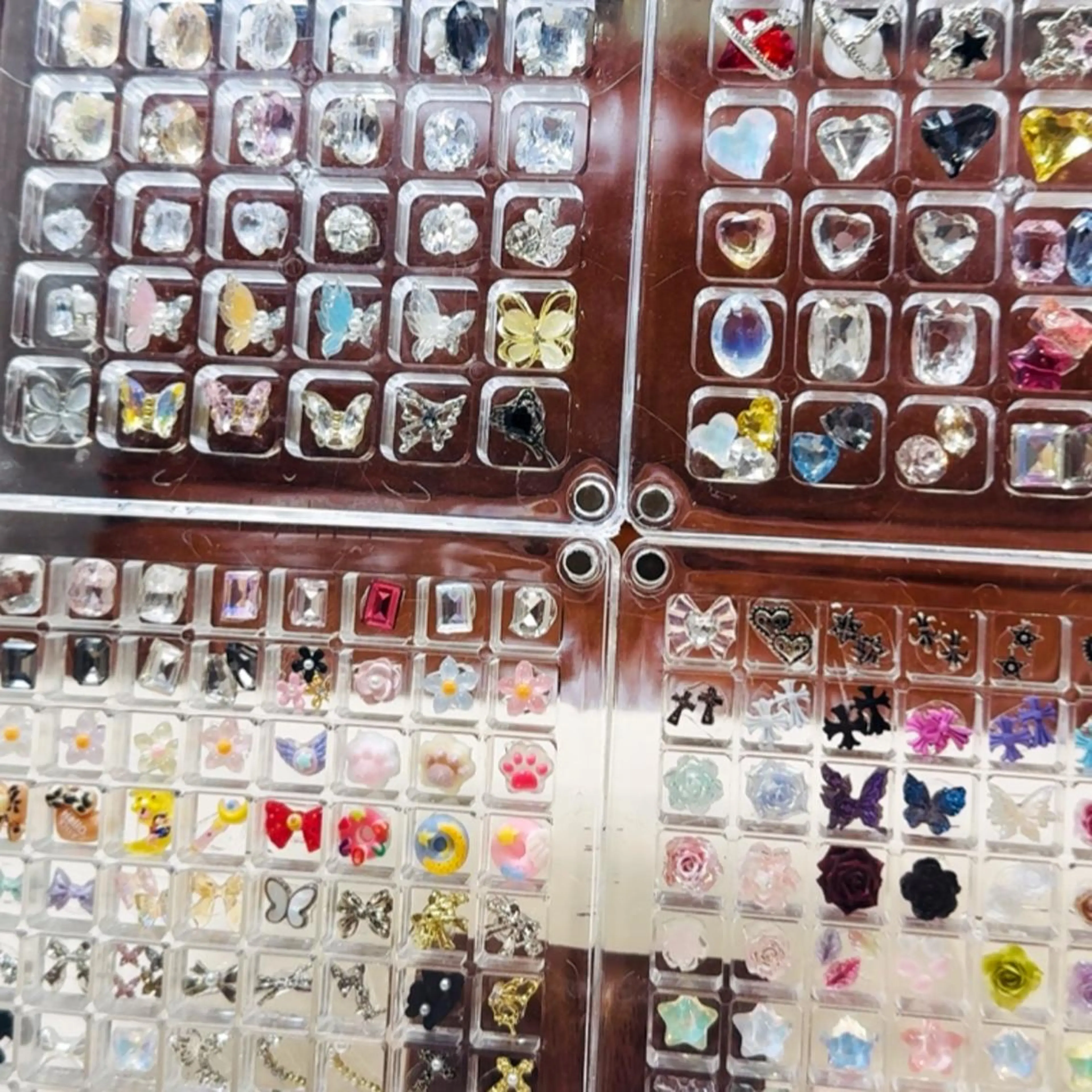 ネイル フットネイル フレンチネイル ジェルネイル ガラスフレンチ 韓国ネイル ハンドネイル ハンドケア MoriseNail 表参道 Ninaになのネイルデザイン