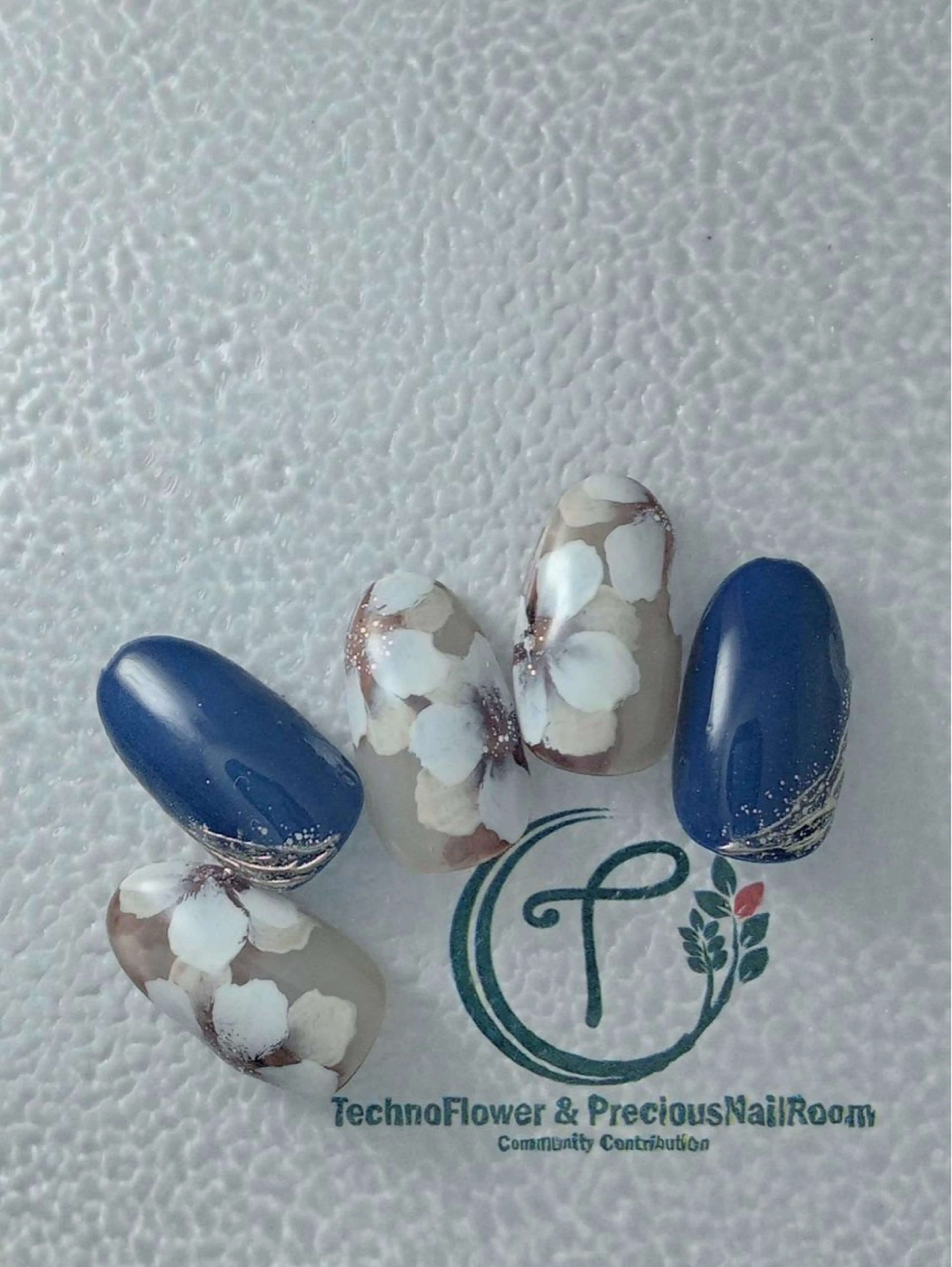 ネイル フラワーネイル precious nail room所属・precious nail  roomのネイルデザイン
