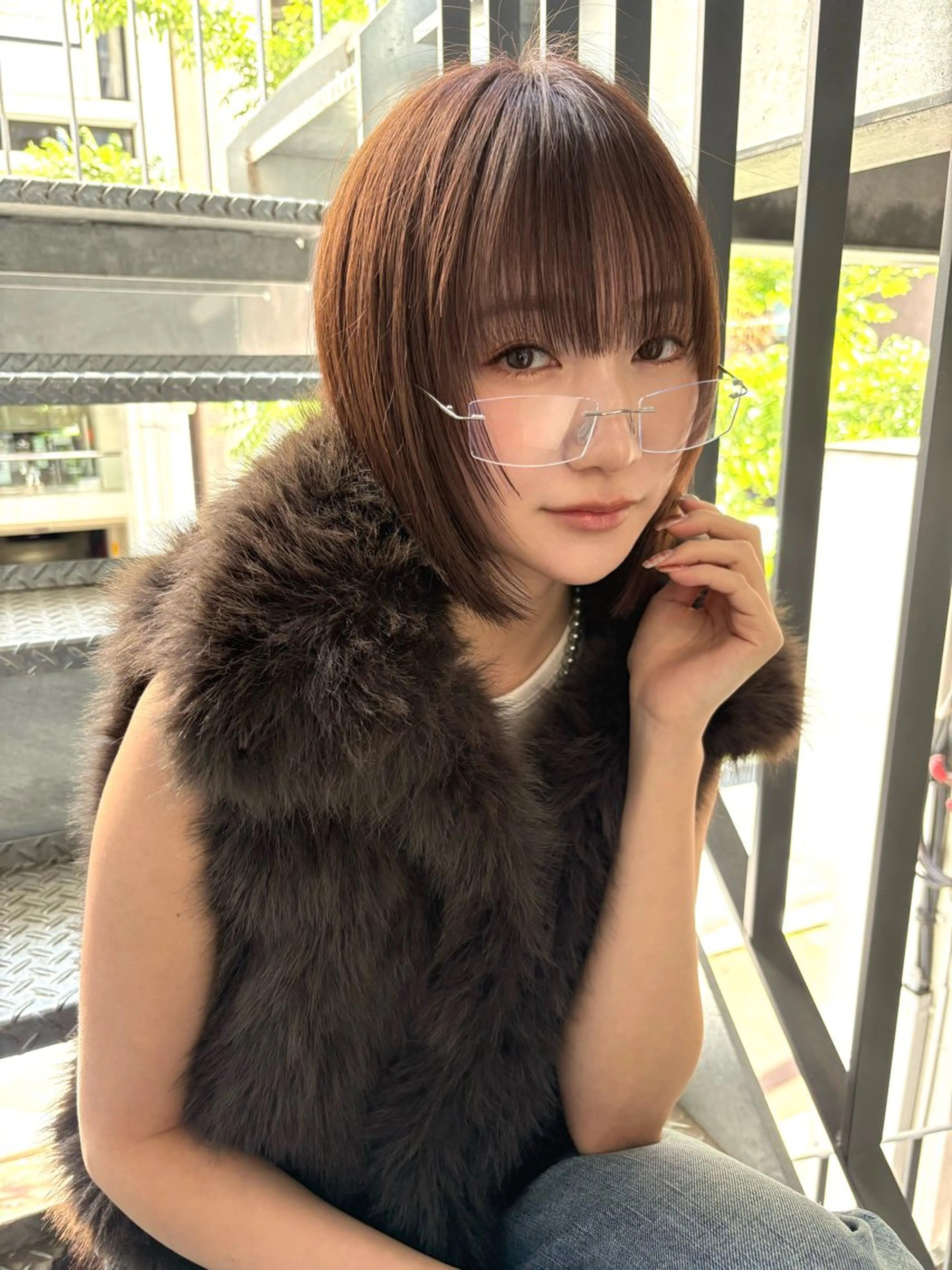 ミディアム ボブレイヤー ボブ 髪質改善 レイヤーカット 縮毛矯正 ヘアカラー トリートメント くどうももか 浦和　ショート　ボブのヘアスタイル