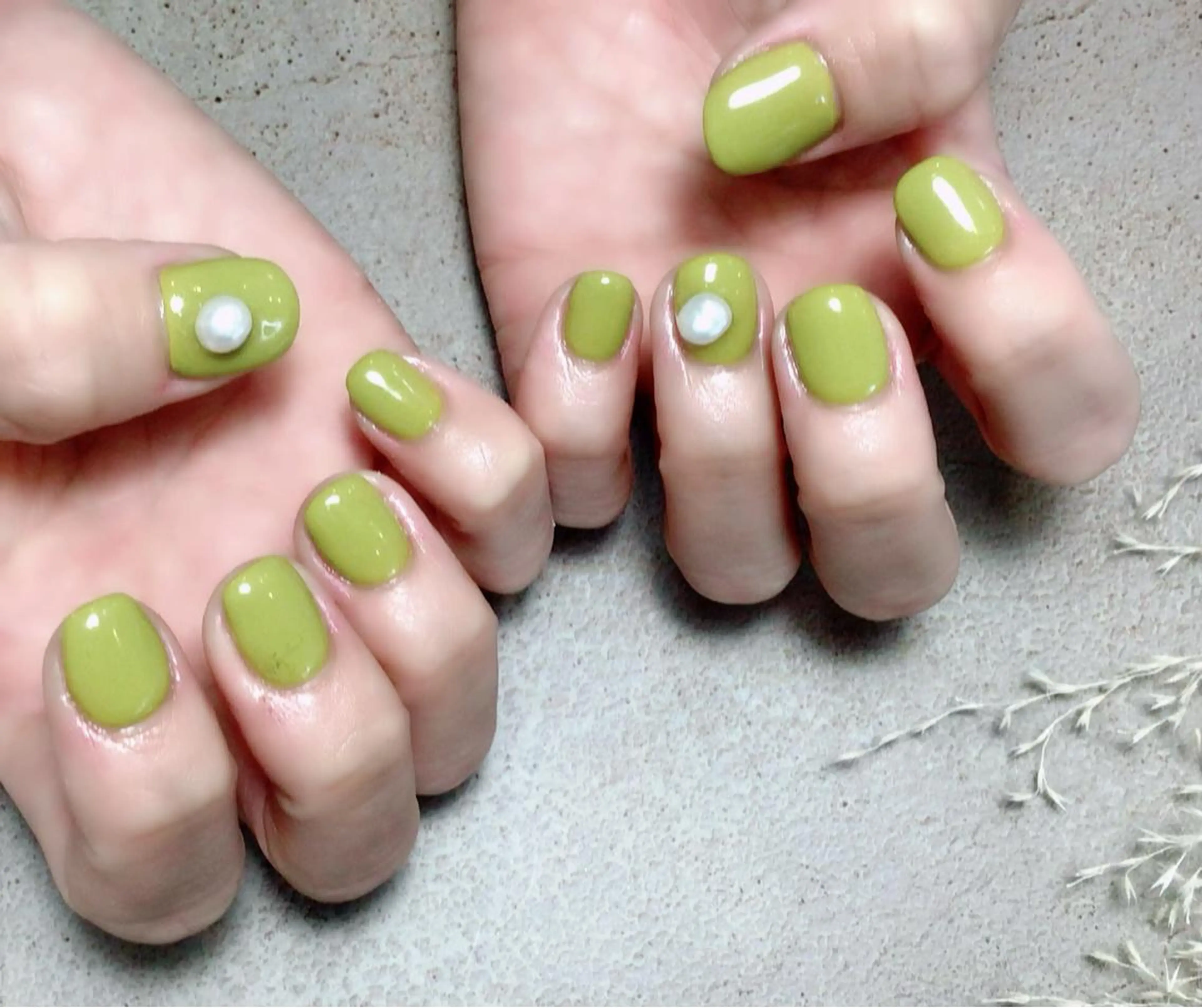 ネイル ピスタチオネイル nailsalon SIMB.のネイルデザイン
