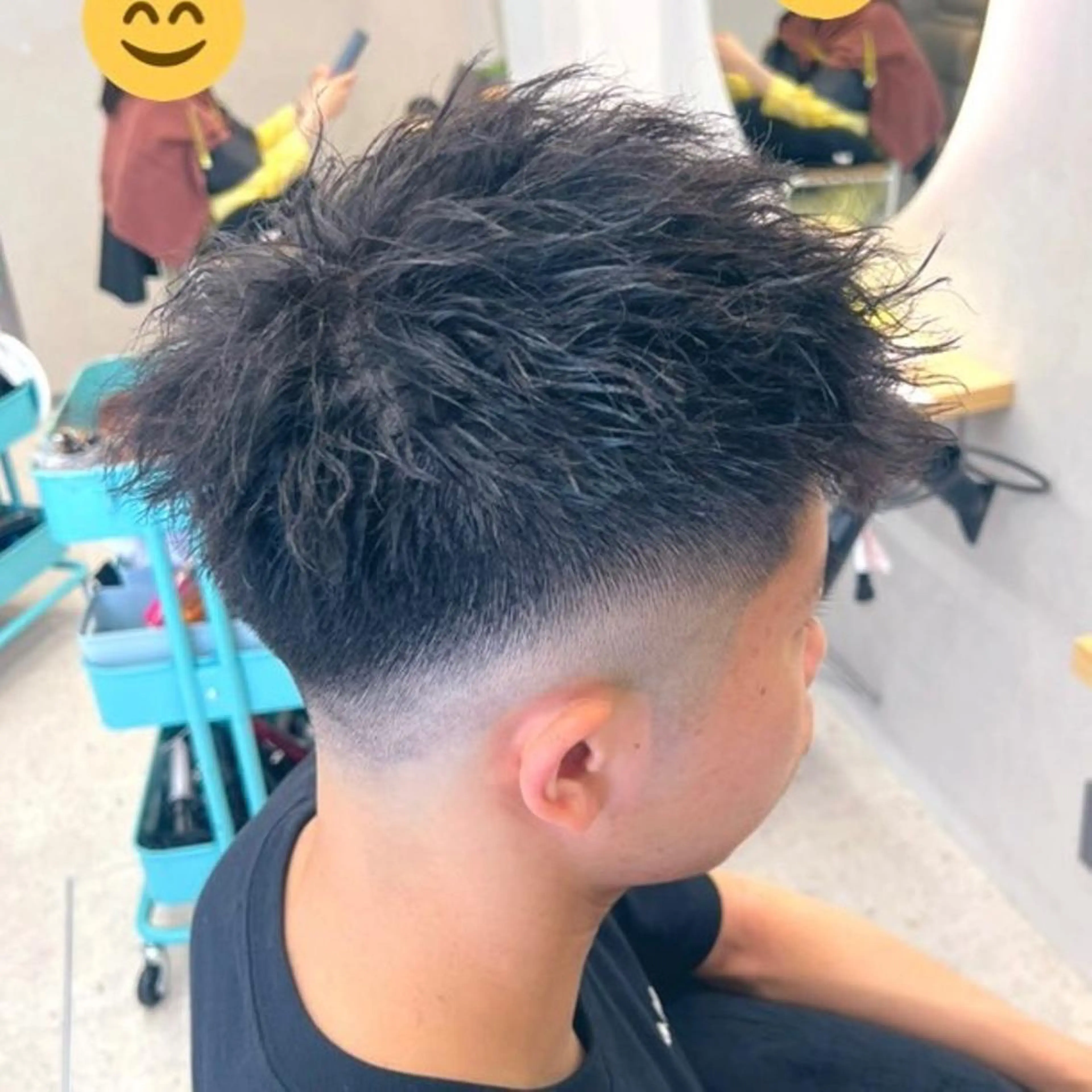 メンズ フェードカット カット パーマ トリートメント Trait所属・美容師っぽくないけど 上手いEijiのヘアスタイル