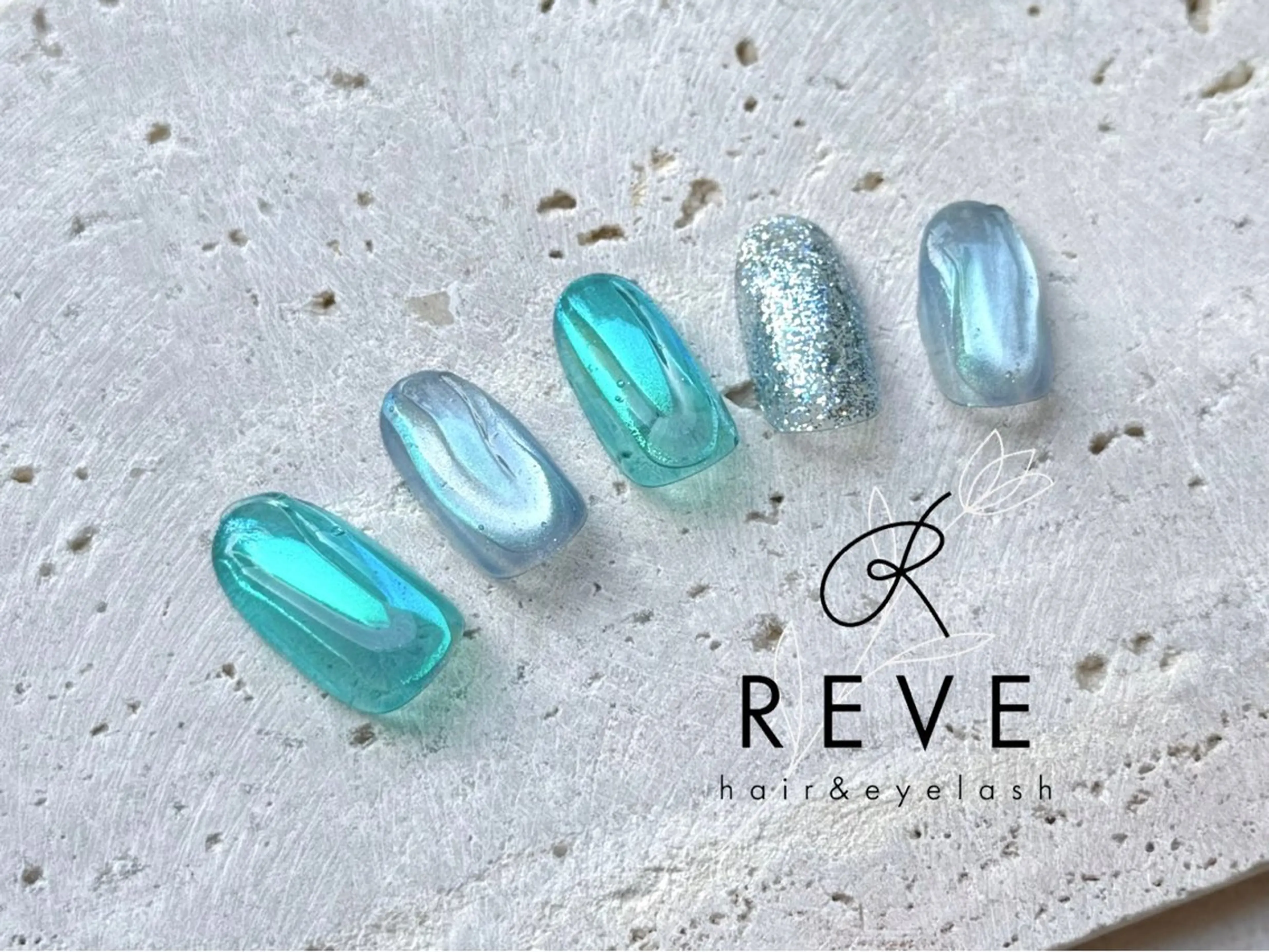 ネイル ハンドネイル REVE アイのネイルデザイン