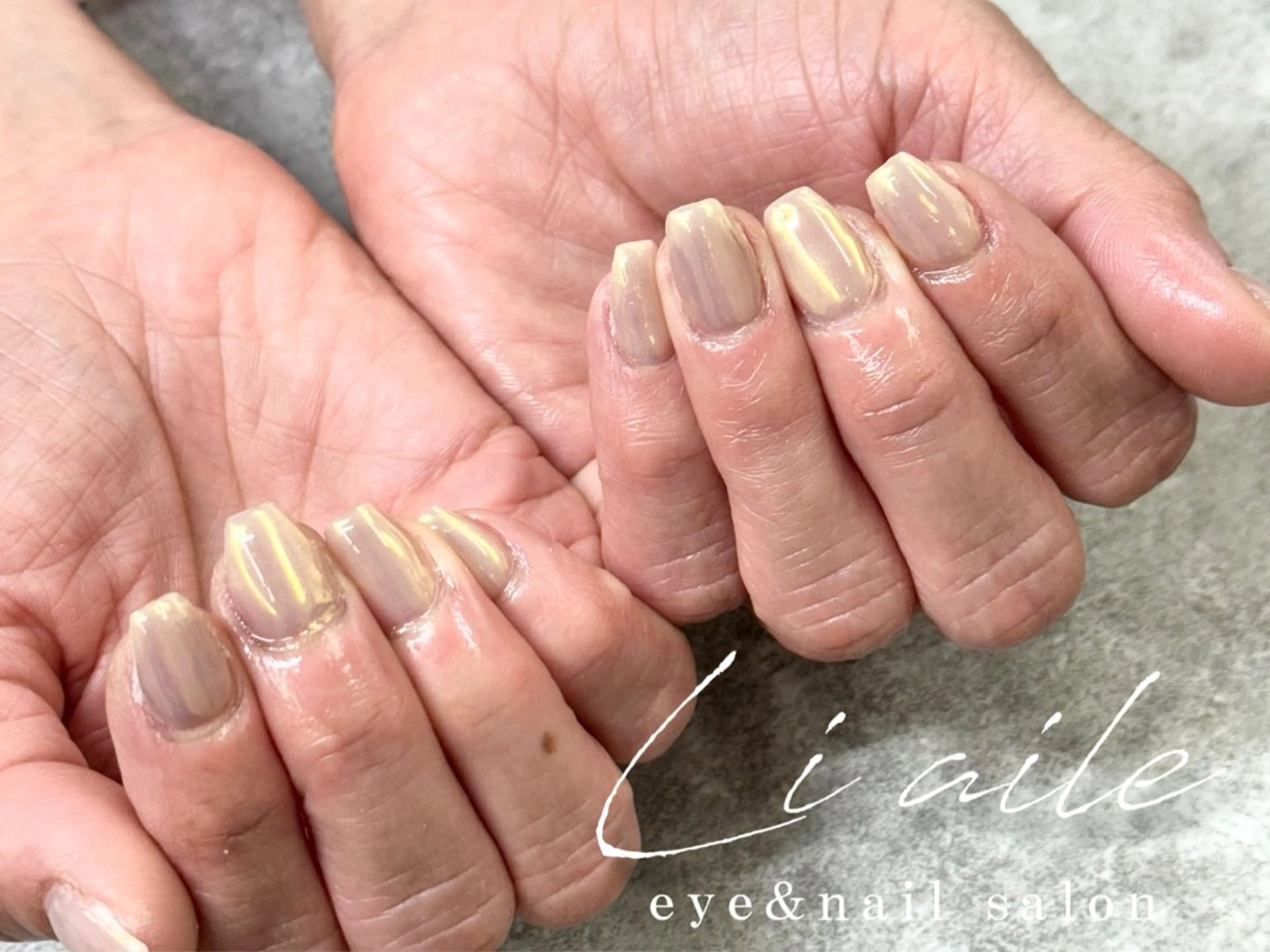 ネイル ミラーネイル ハンドネイル Li aile Manami🎀のネイルデザイン