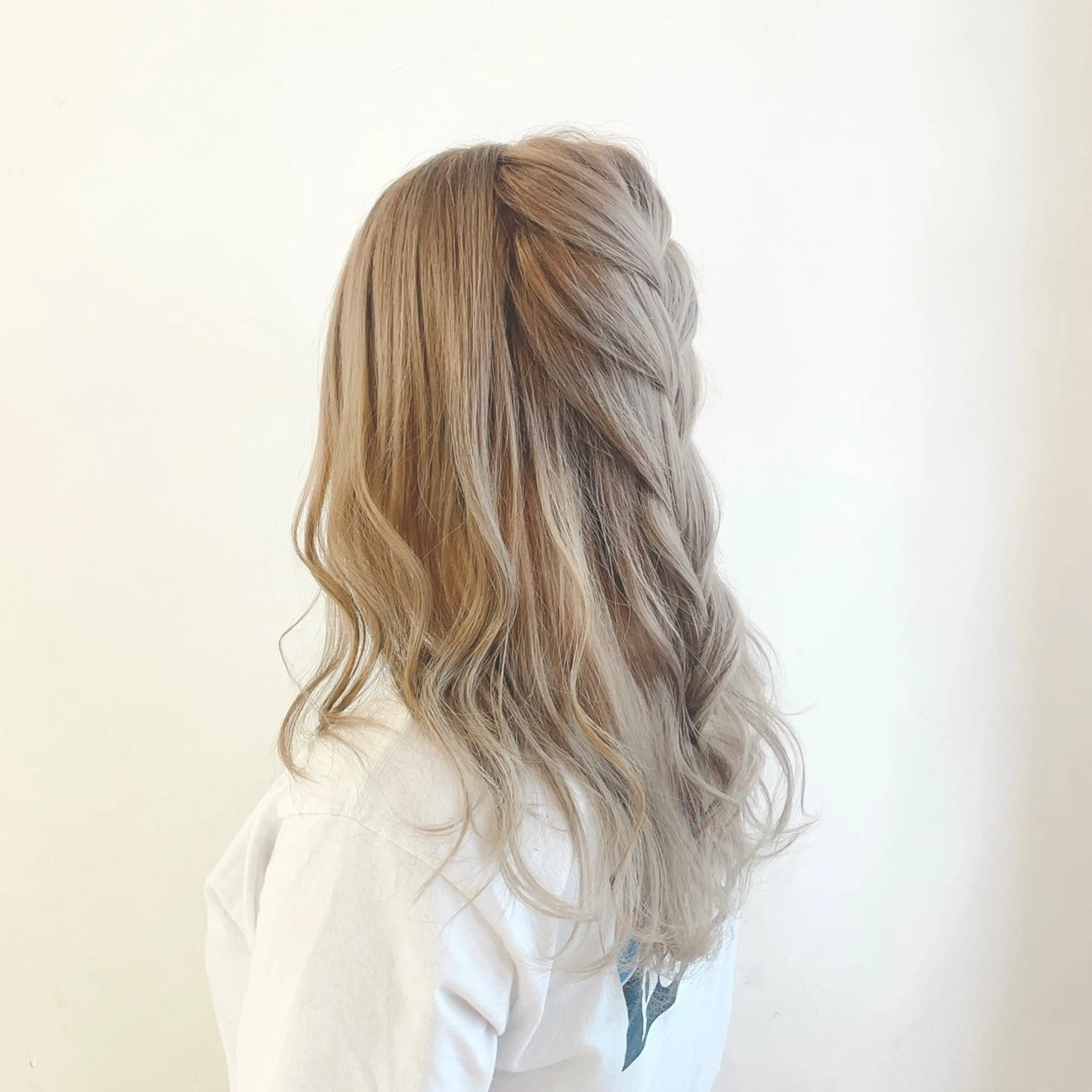ロング カラー バレイヤージュ ブリーチ ケアブリーチ ダブルカラー イヤリングカラー ヘアカラー トリートメント Lilith 【リリス】のその他イメージ
