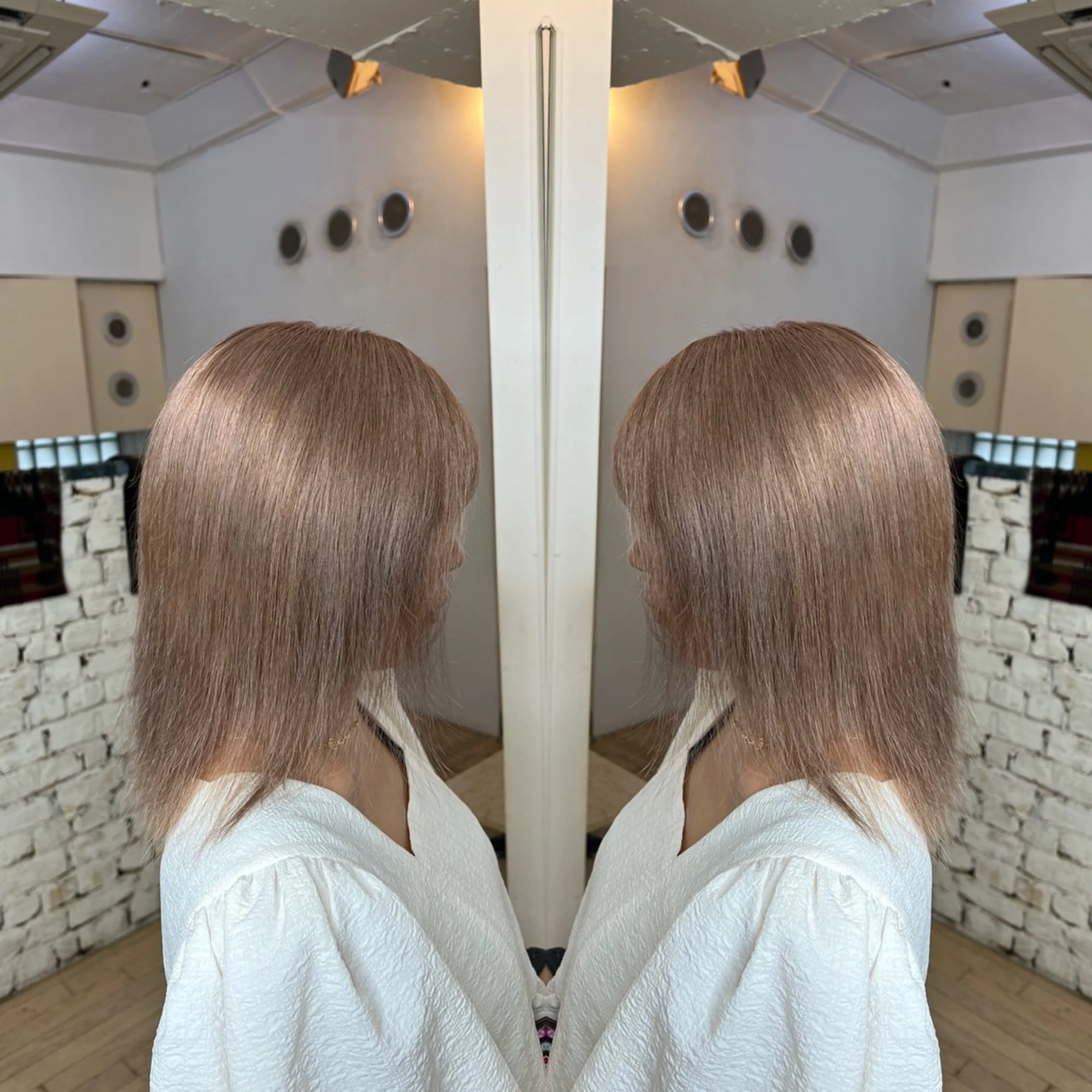 ミディアム カラー レイヤー/ボブ/ ミニボブ/AOIのヘアスタイル