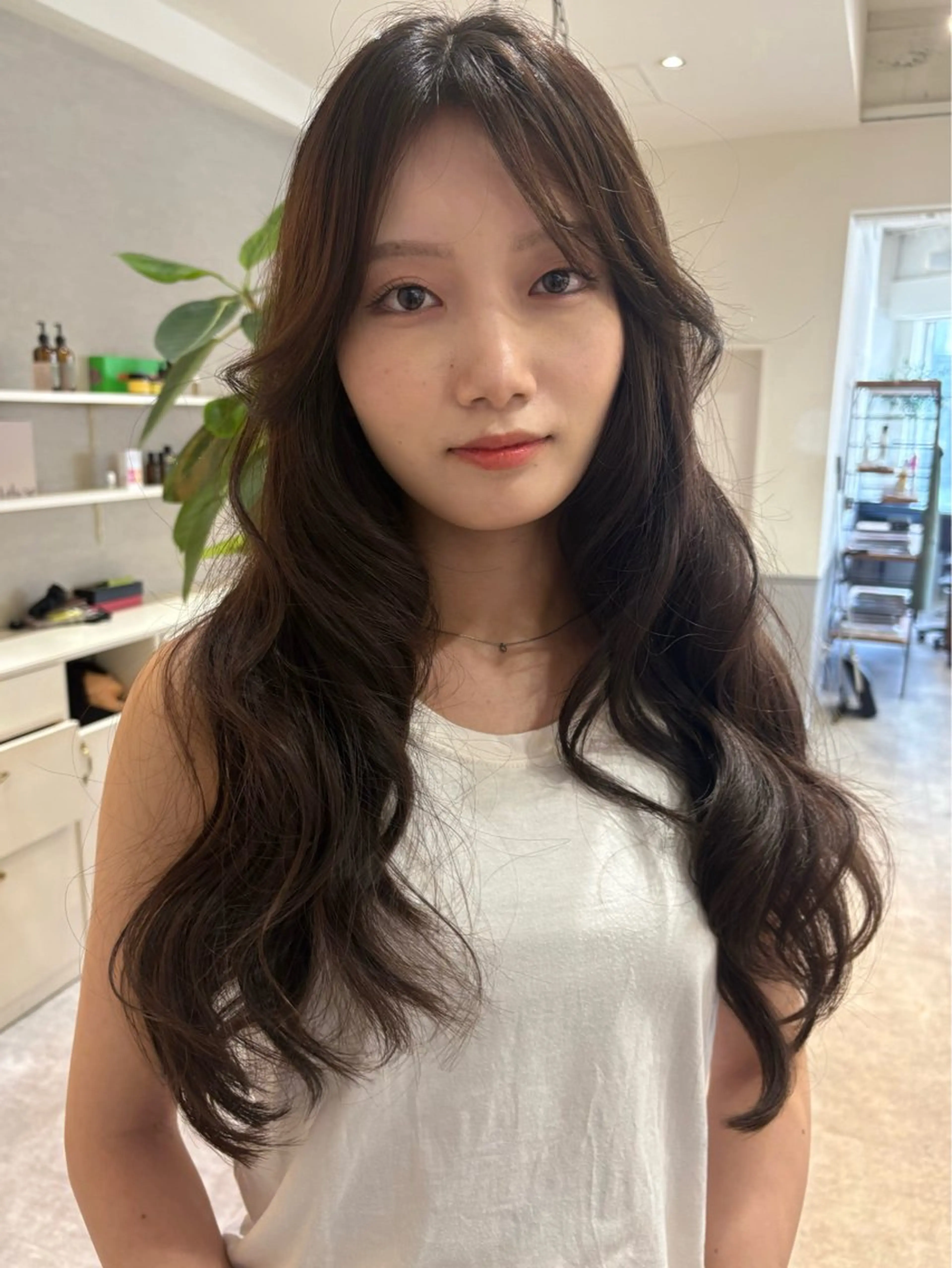 ロング ヘアカラー SIKI yuuna モテ韓国ヘア☁️のヘアスタイル
