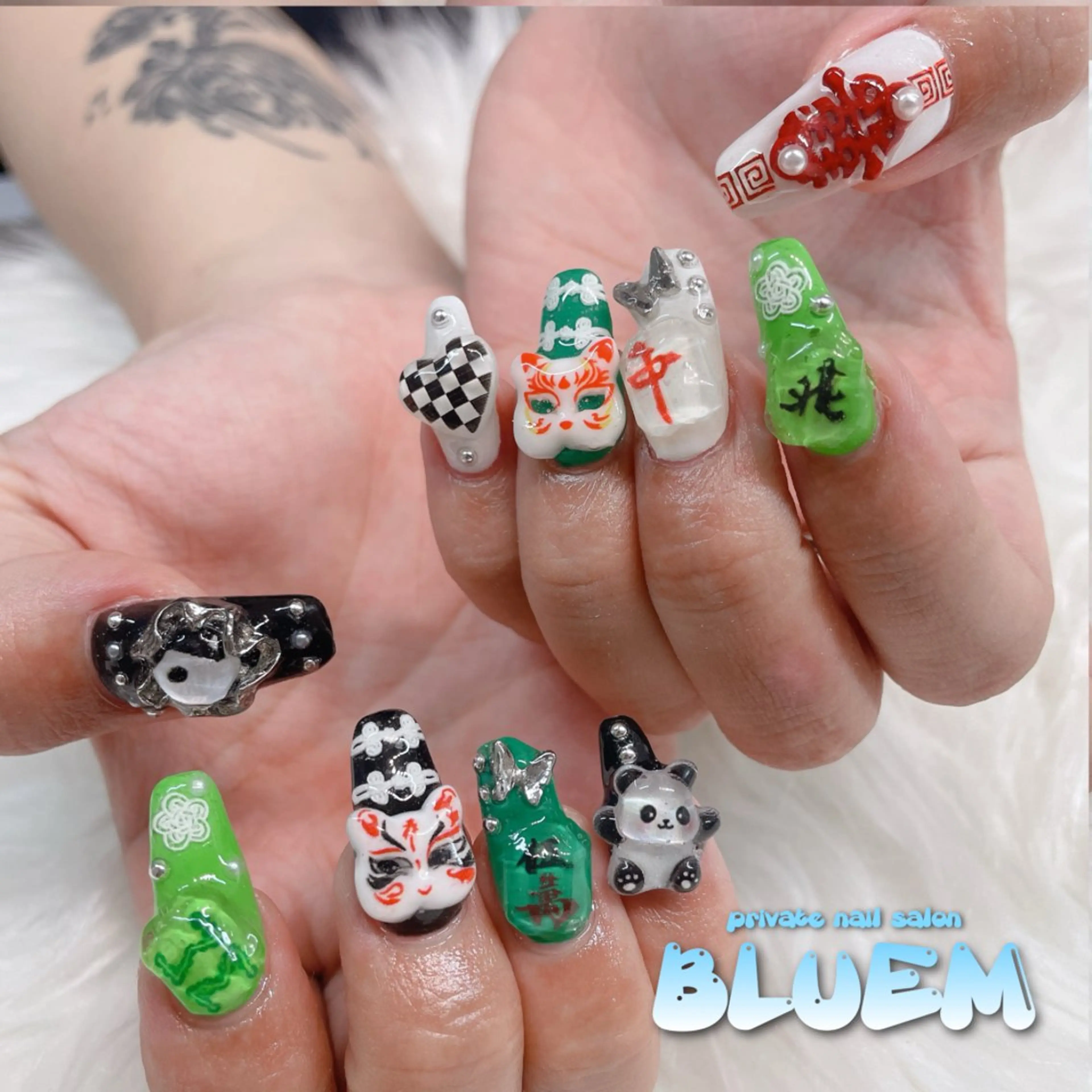 ネイル ハンドネイル ハンドケア BLUEM所属・BLUEM さやかのネイルデザイン