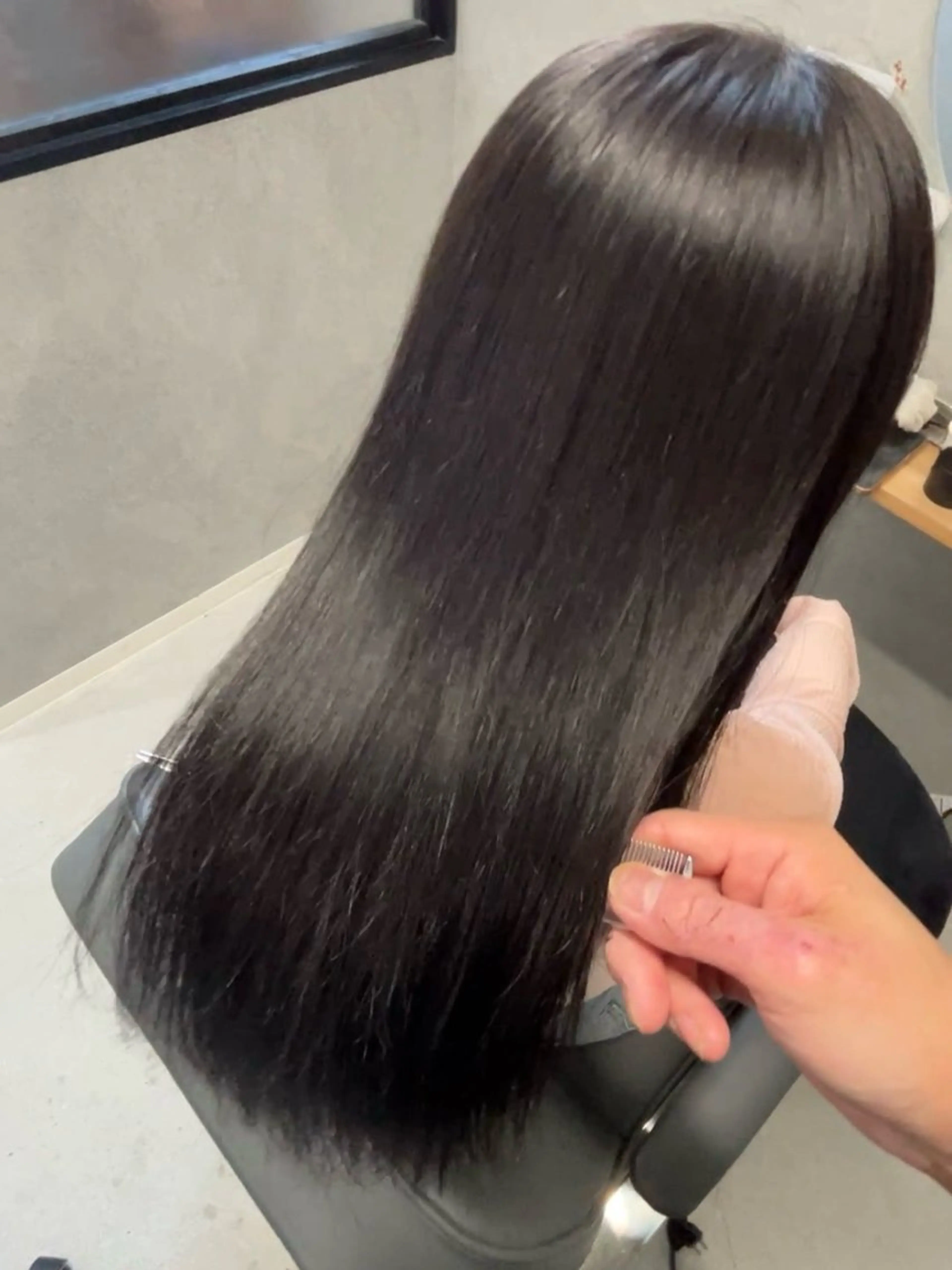 ロング ケアカラー 縮毛矯正 ヘアカラー 縮毛矯正 縮毛矯正/透明感 グレージュ/辻部雅人のヘアスタイル