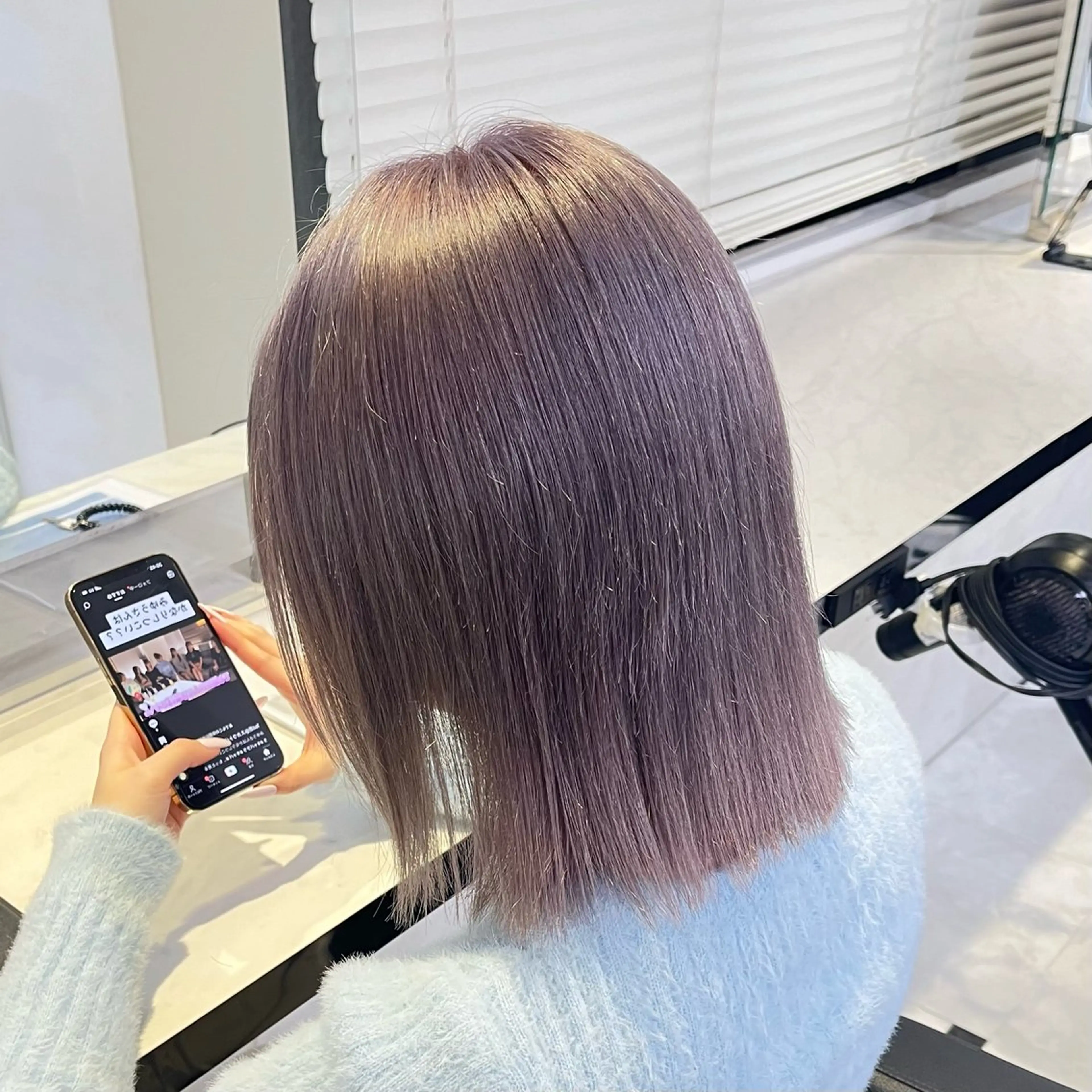 ミディアム カラー ヘアアレンジ ヘアカラー 🍒透明感カラー🌨 🥕ハイトーンカラーのヘアスタイル
