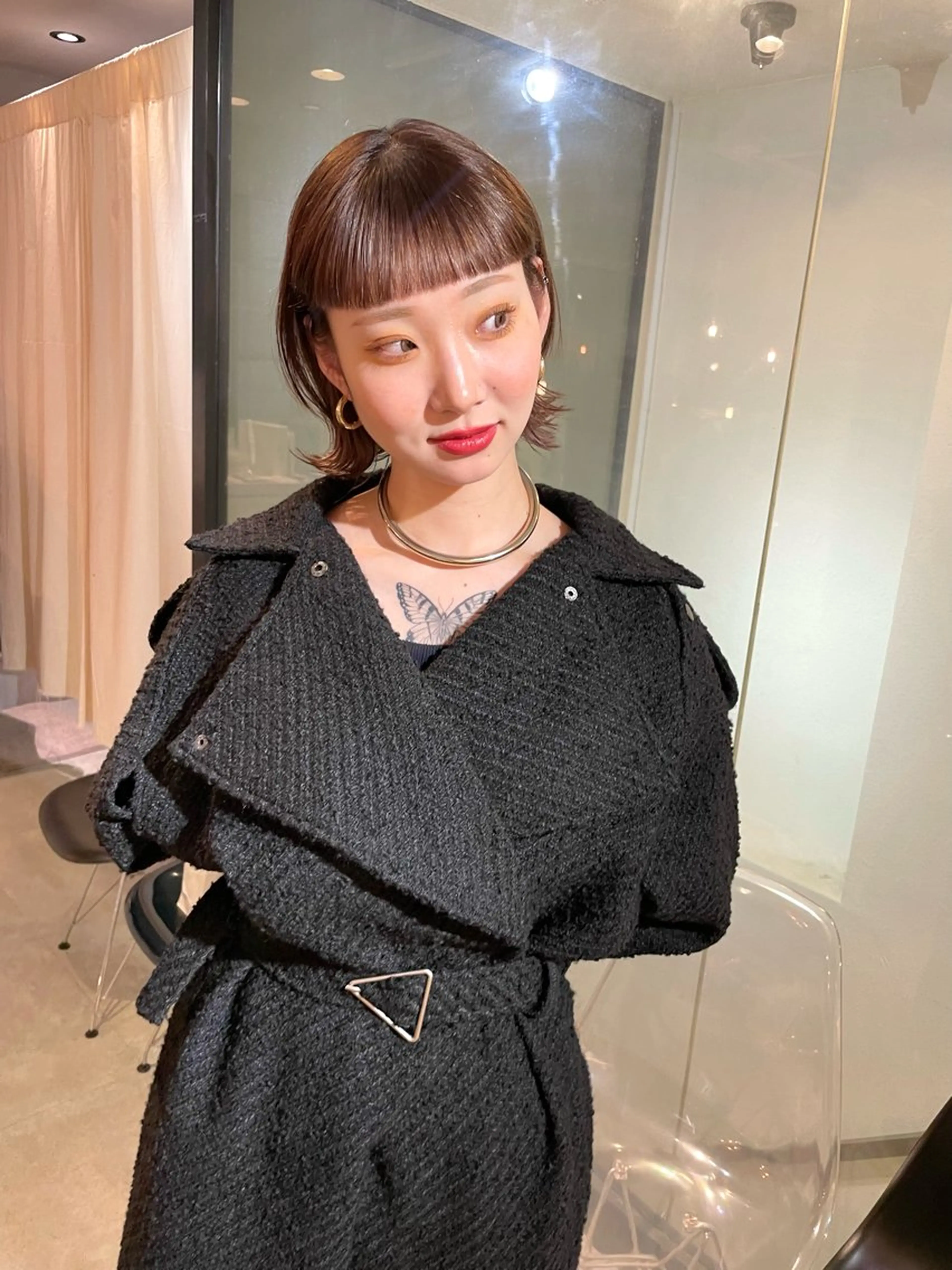 ショート カラー カット ヘアカラー ぱつっとボブ 古家 佑真のヘアスタイル