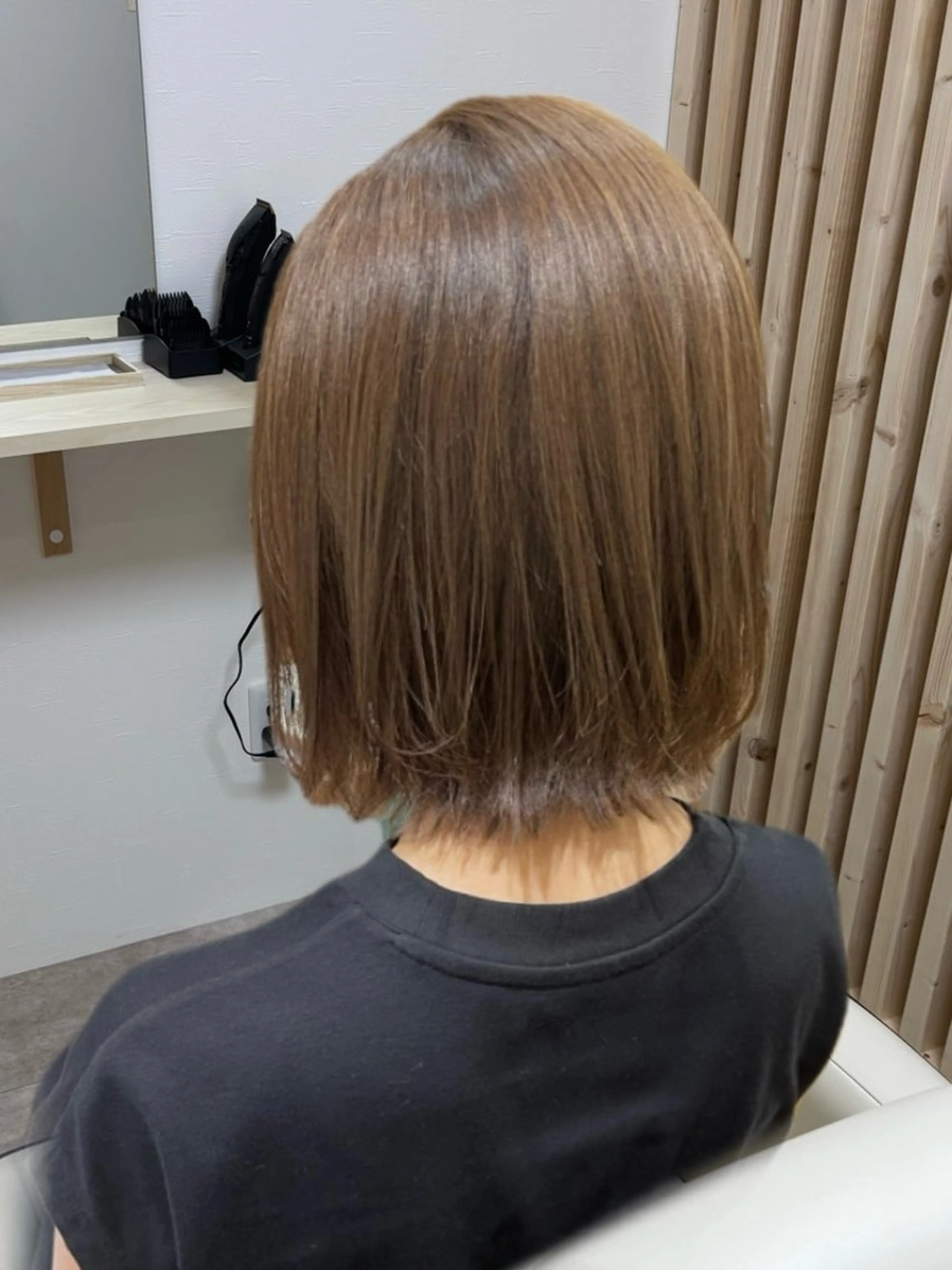 【透明感カラー🫧】ワンブリーチ+オンカラー+艶髪トリートメント🤍通常価格16500円→13500円の写真