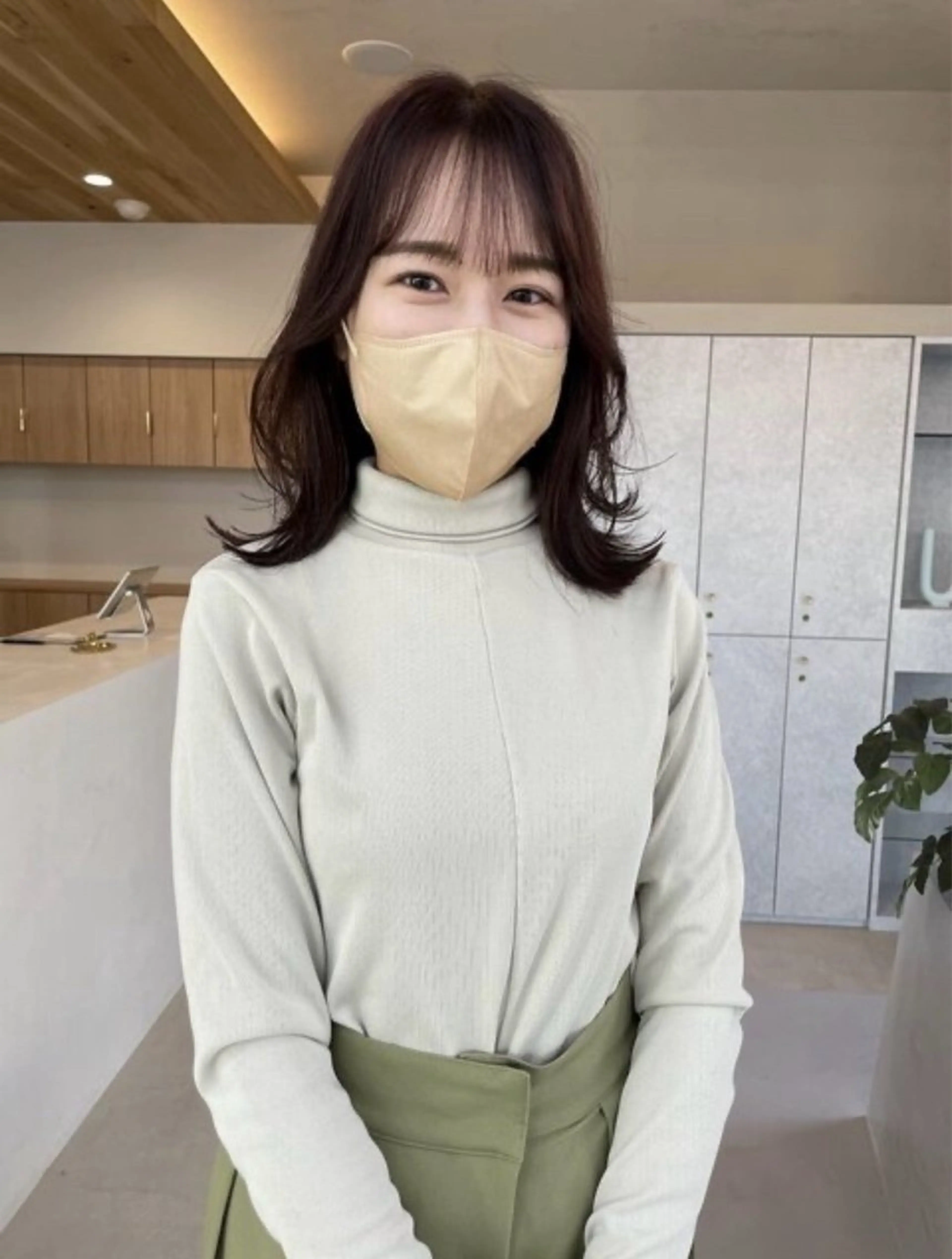 ミディアム カラー runa|color × straightのヘアスタイル