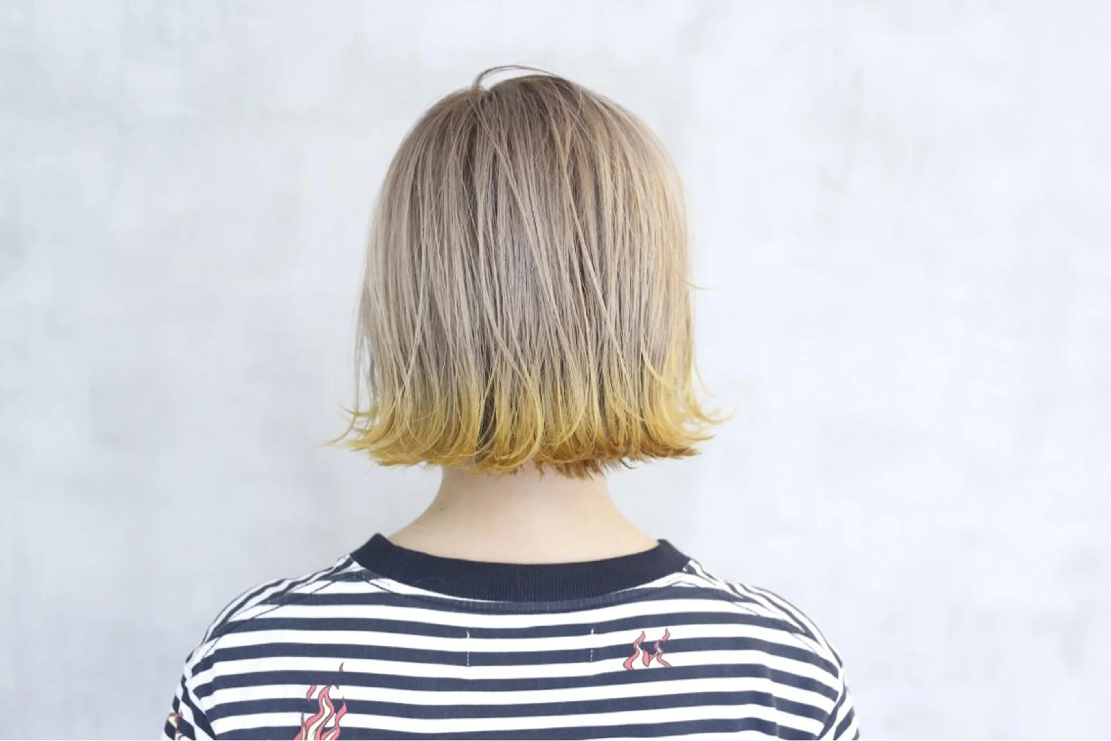 ミディアム カラー イエローカラー ill.所属・ill［イル］大須 ダブルカラー髪質改善のヘアスタイル