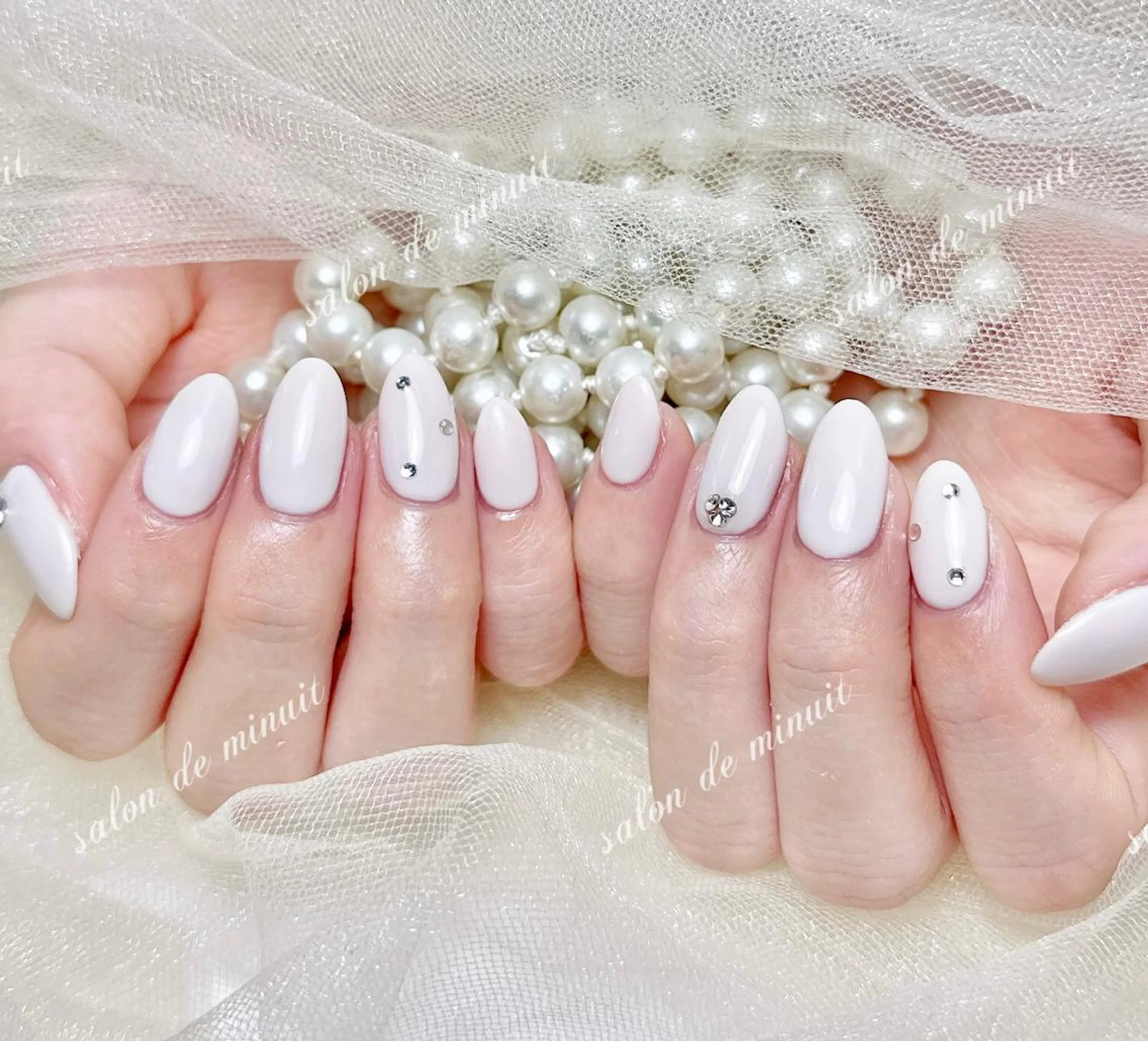 ネイル Salon de Minuit🦩のネイルデザイン