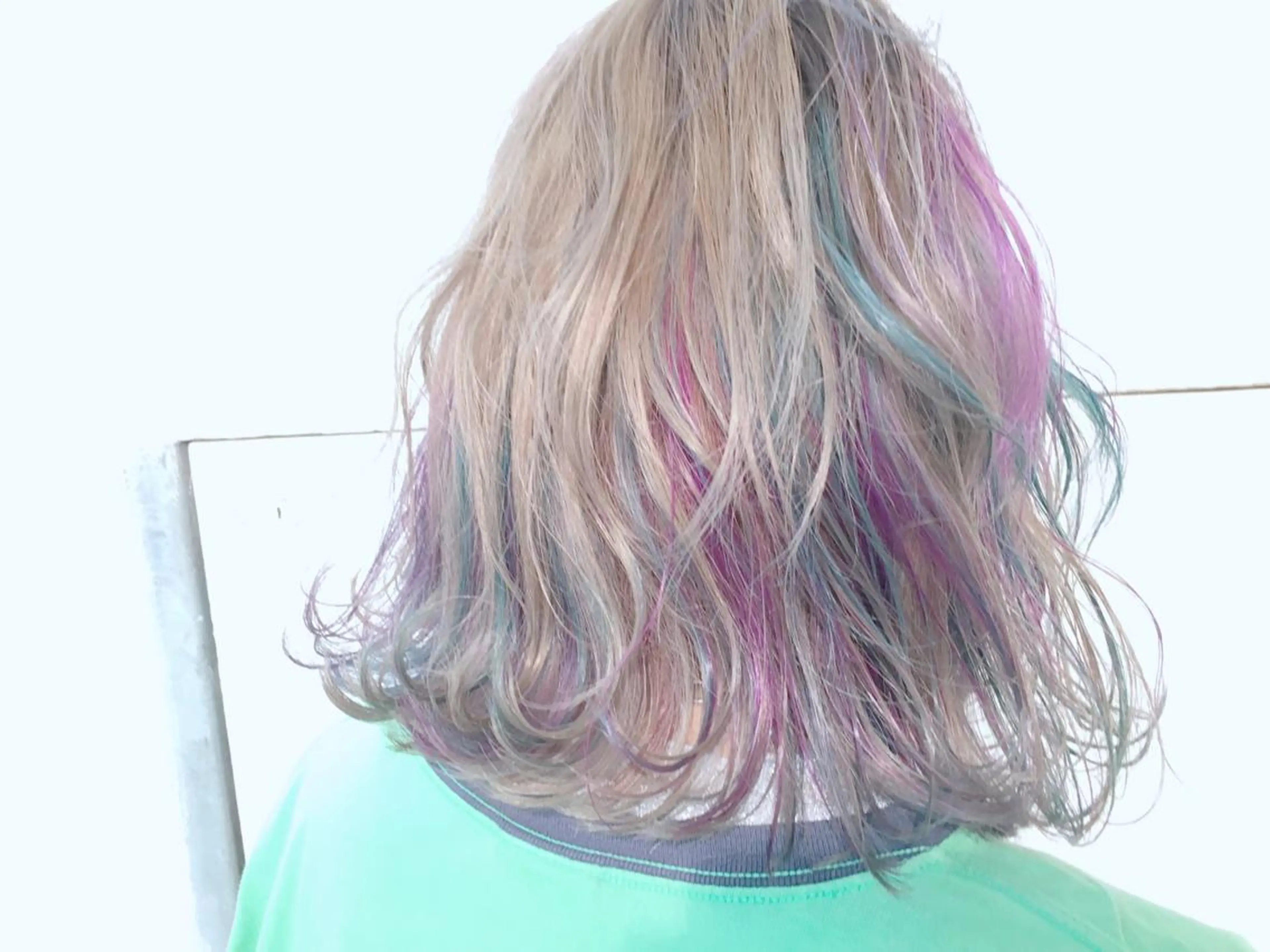 セミロング カラー ユニコーンカラー matsuzawa mihoのヘアスタイル