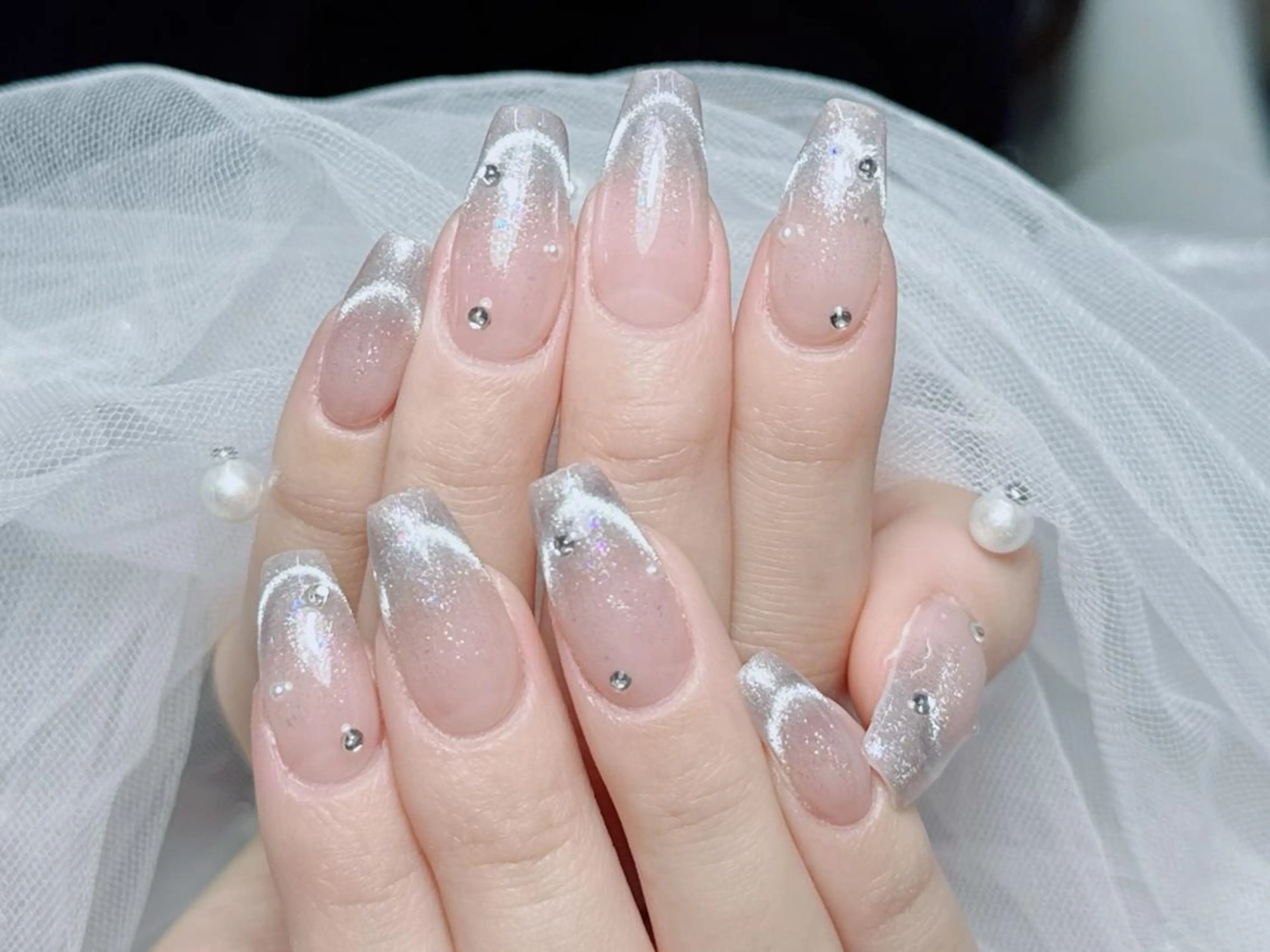 ネイル オーロラネイル チークネイル 長さ出し フットネイル フレンチネイル ハンドネイル Kitty Nail salonのネイルデザイン