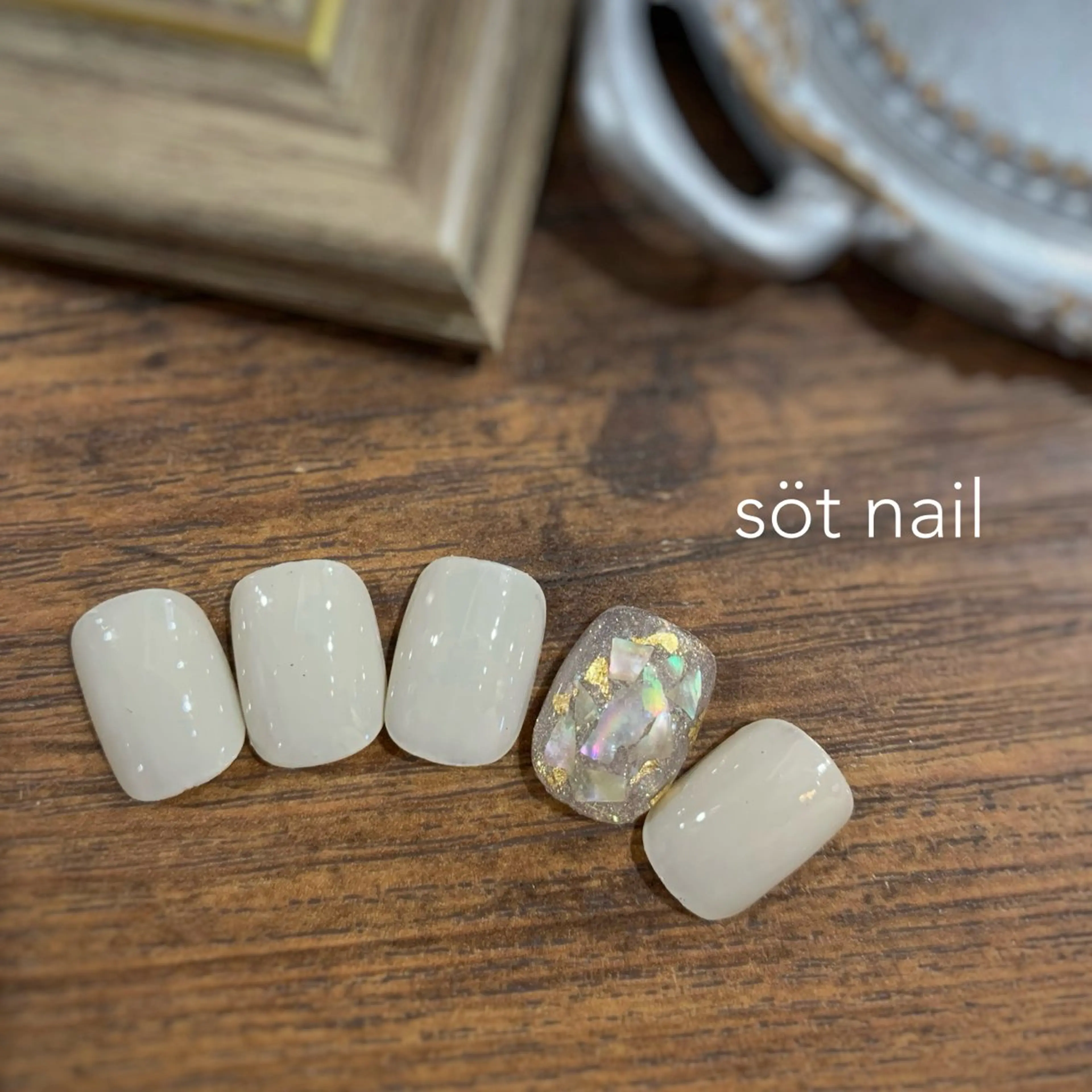 ネイル アートネイル ハンドネイル söt nail所属・岡田 恵美のネイルデザイン