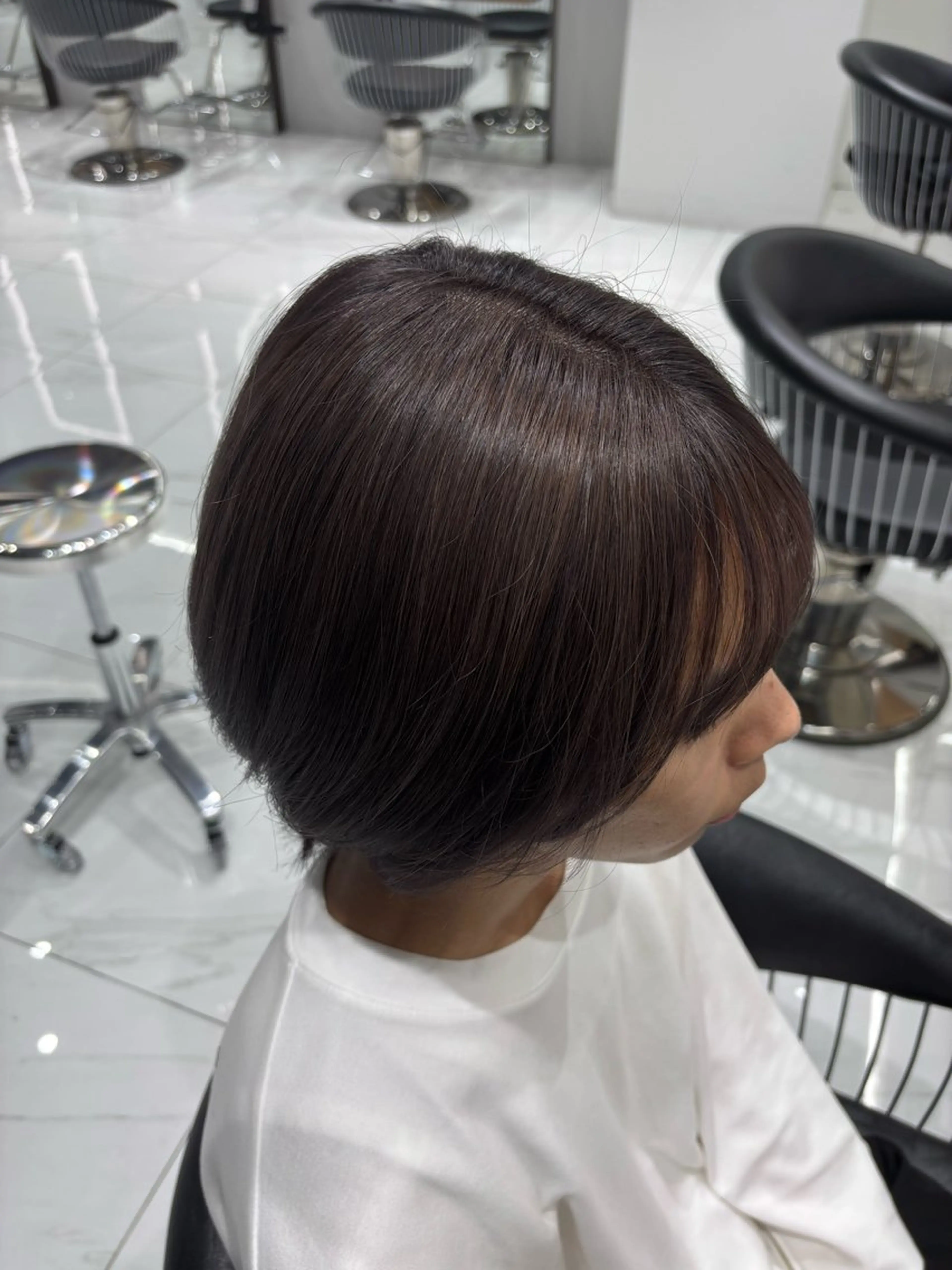 カラー グレージュ ラベンダーカラー ラベンダーグレージュ ラベンダーグレー ヘアカラー Miyu's Shibuya Flag所属・ねね 🦖のヘアスタイル