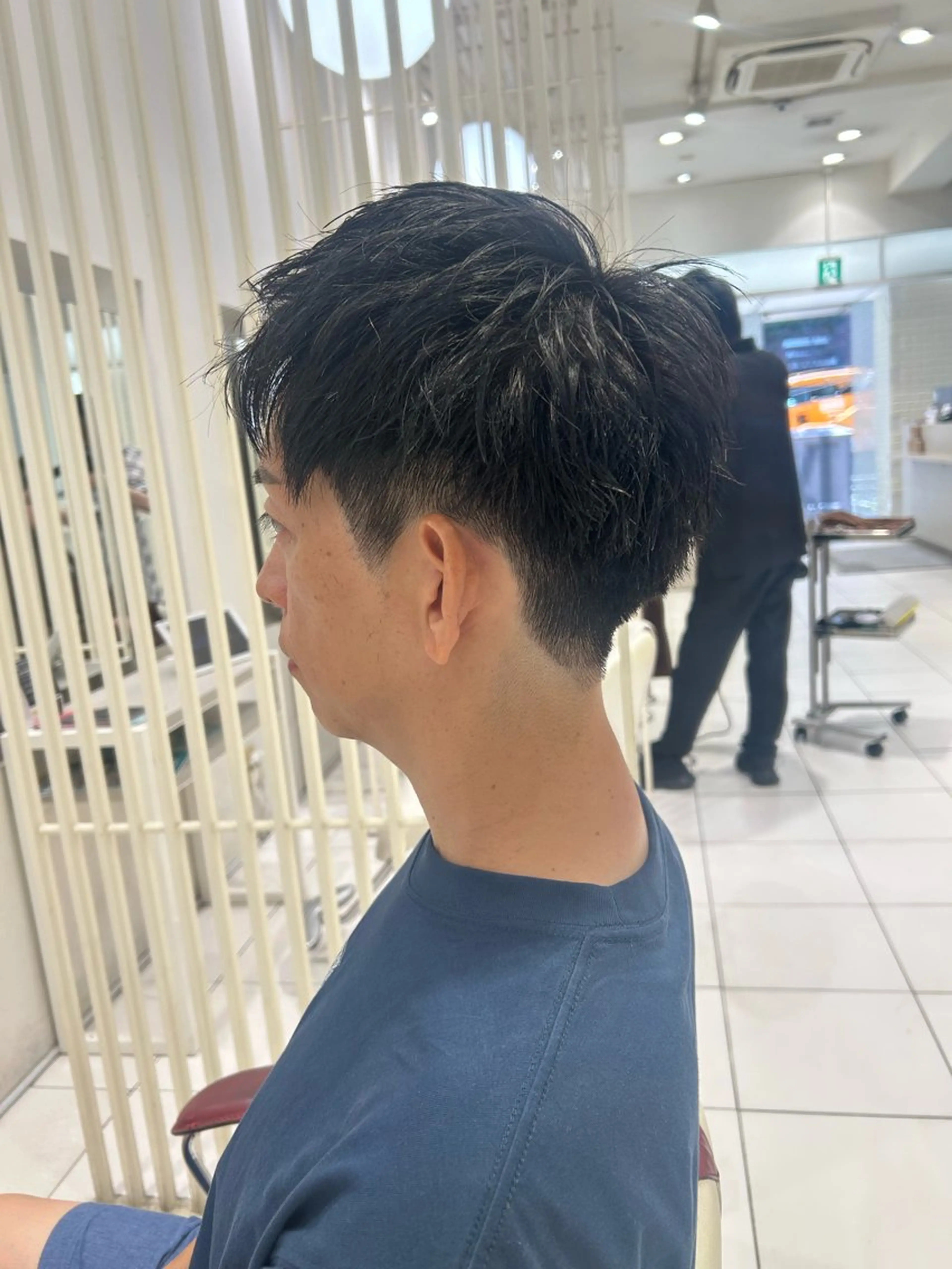メンズ 刈り上げ Earth市ヶ谷店所属・艶カラー特化美容師 ✂️✨️REIA✨️のヘアスタイル