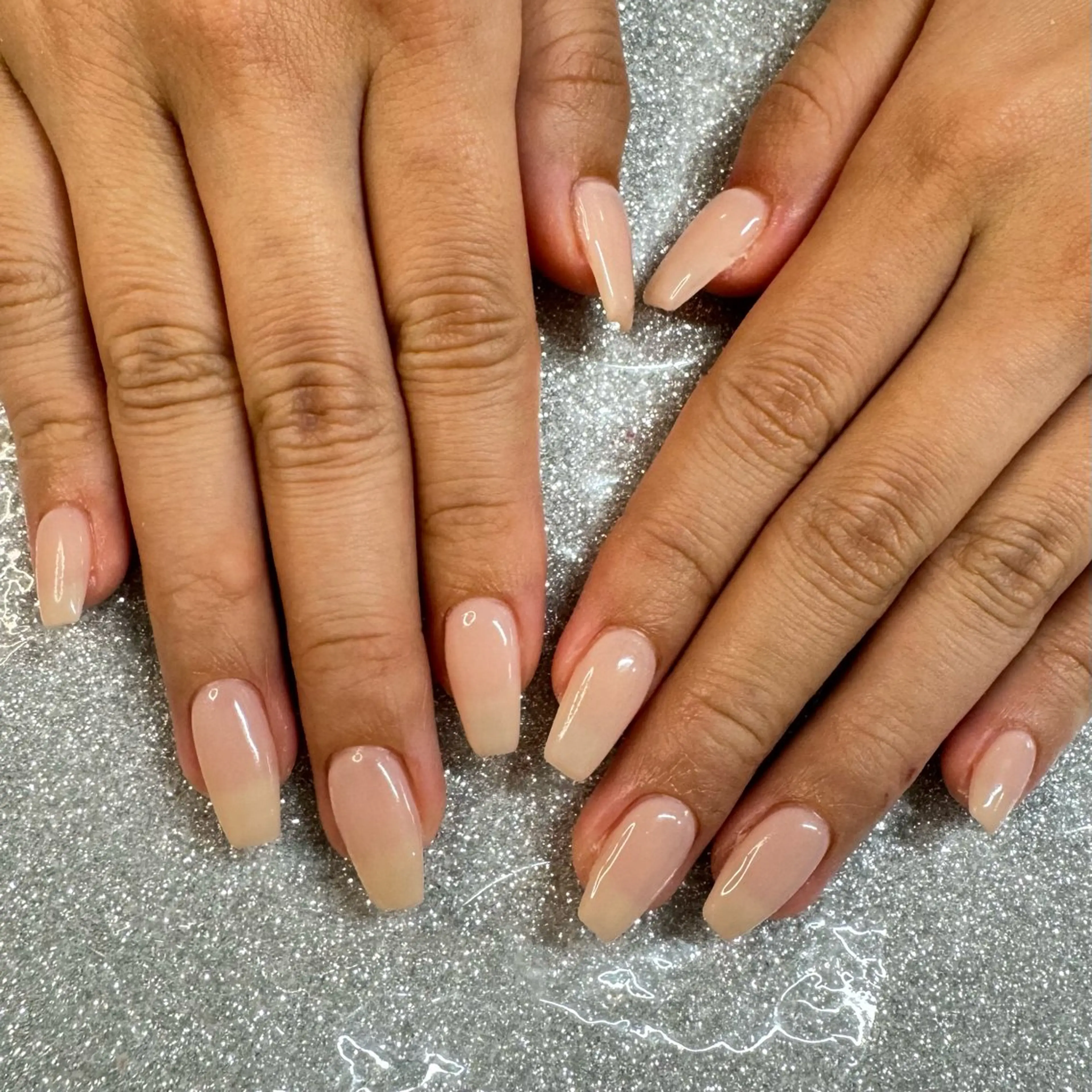 ネイル ハンドネイル VIERU RIRIKA🌻のネイルデザイン