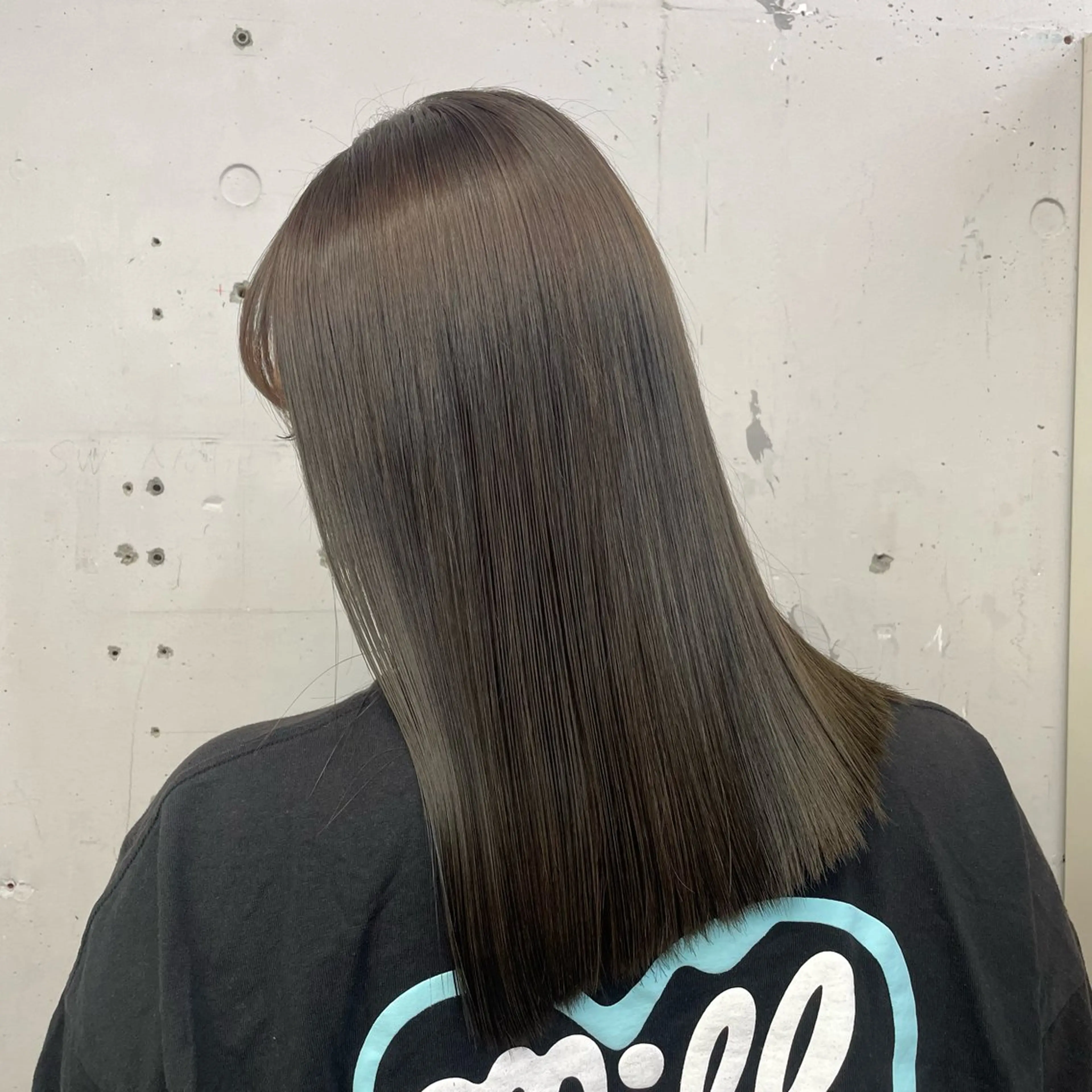 セミロング 🎀透明感＆艶カラー / Maho🎀のヘアスタイル