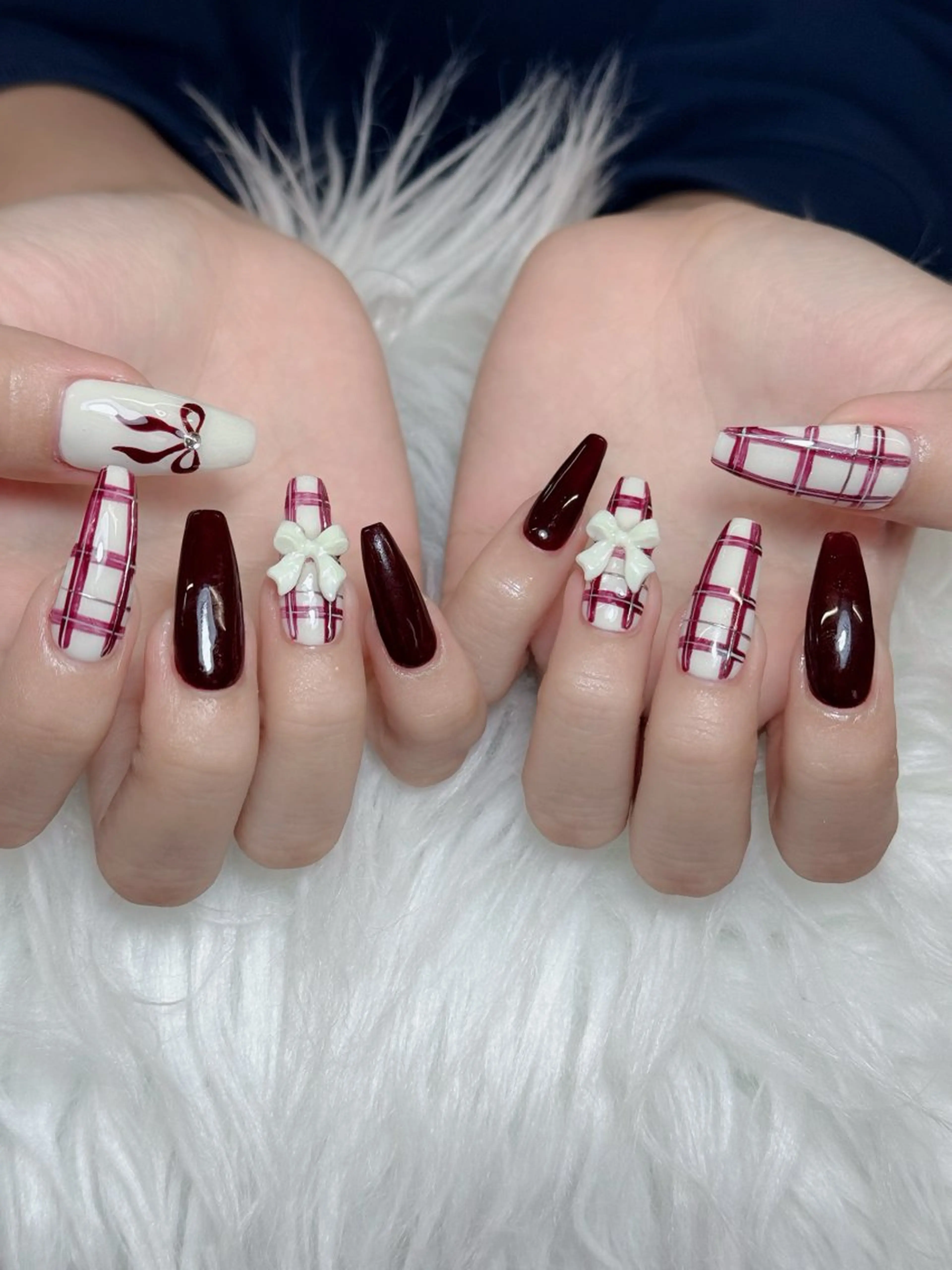 ネイル オーロラネイル チークネイル フットネイル フレンチネイル ハロウィン ハンドネイル Lumi Nail 新大久保3‘のネイルデザイン