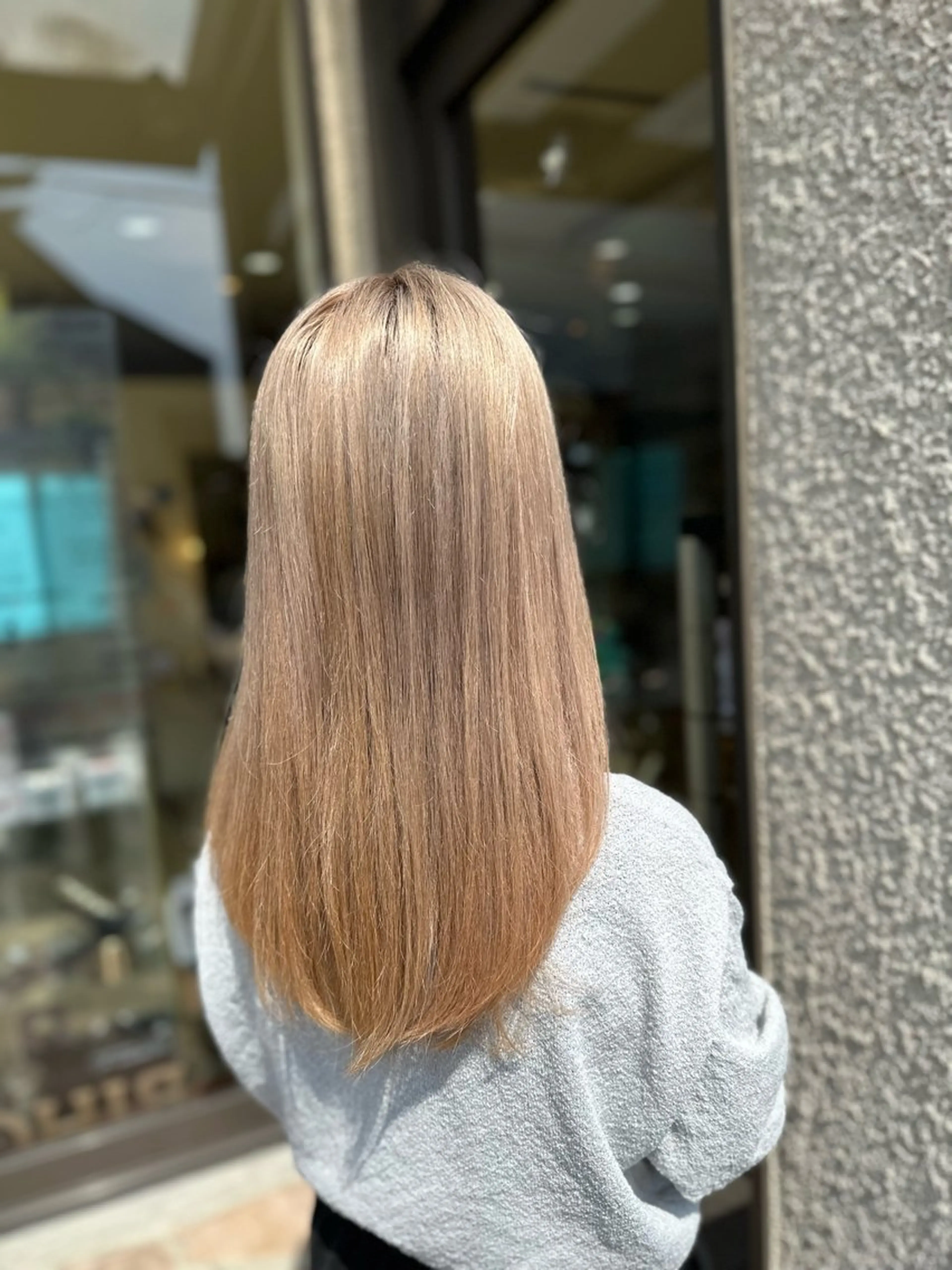 ロング カラー ブリーチ ダブルカラー ヘアカラー 鈴木希優 /ハイトーンカラーのヘアスタイル