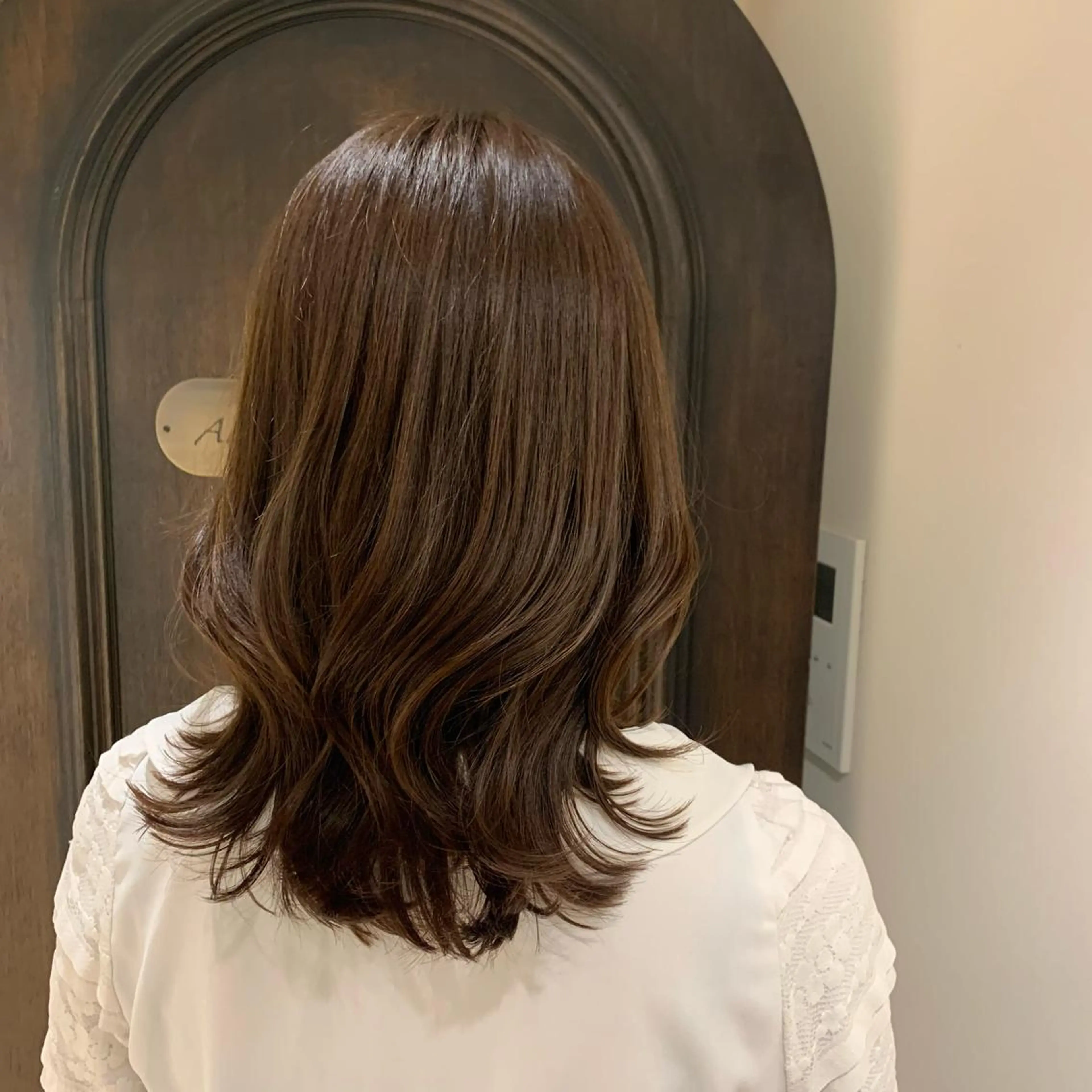 ミディアム カット ヘアカラー トリートメント 🧡くびれヘア/前髪 顔周り🧡久原結衣のヘアスタイル