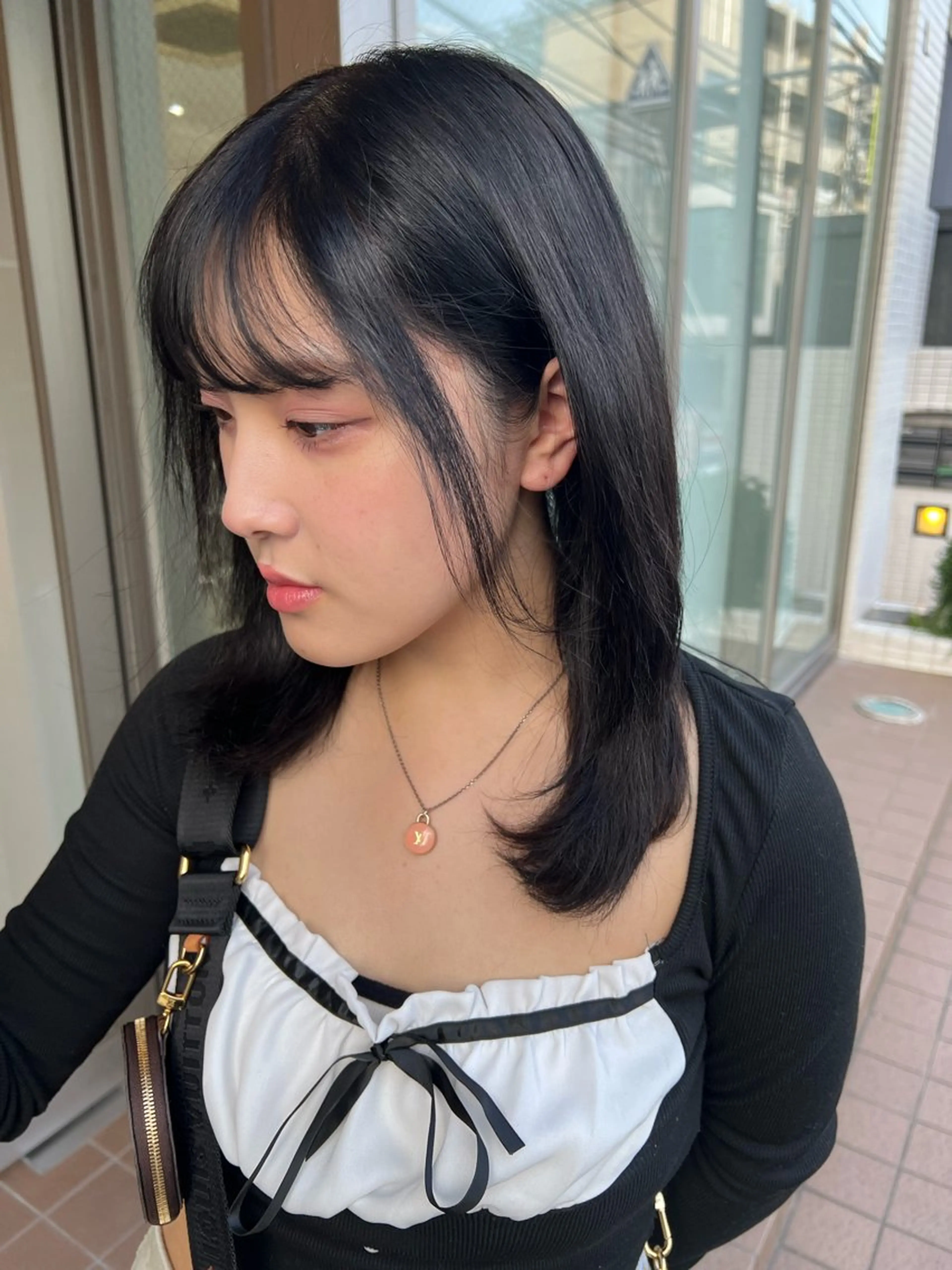 ミディアム カラー 色落ち可愛い艶ハイト ーン🧊AZUKIのヘアスタイル